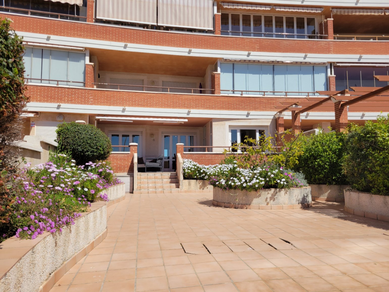 Appartamento in prima linea spiaggia con accesso diretto alla spiaggia. — foto 2
