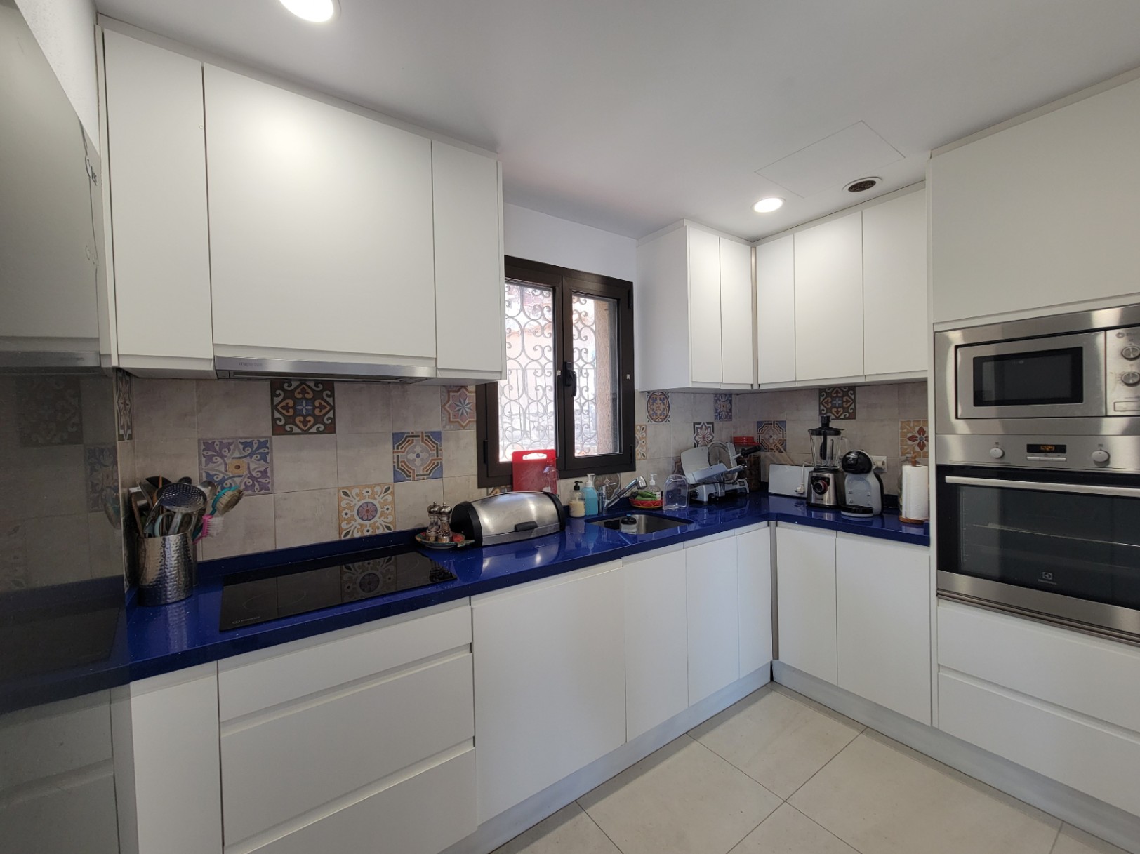 VILLA IN MARYVILLA WITH SPECTACULAR VIEWS — photo 29