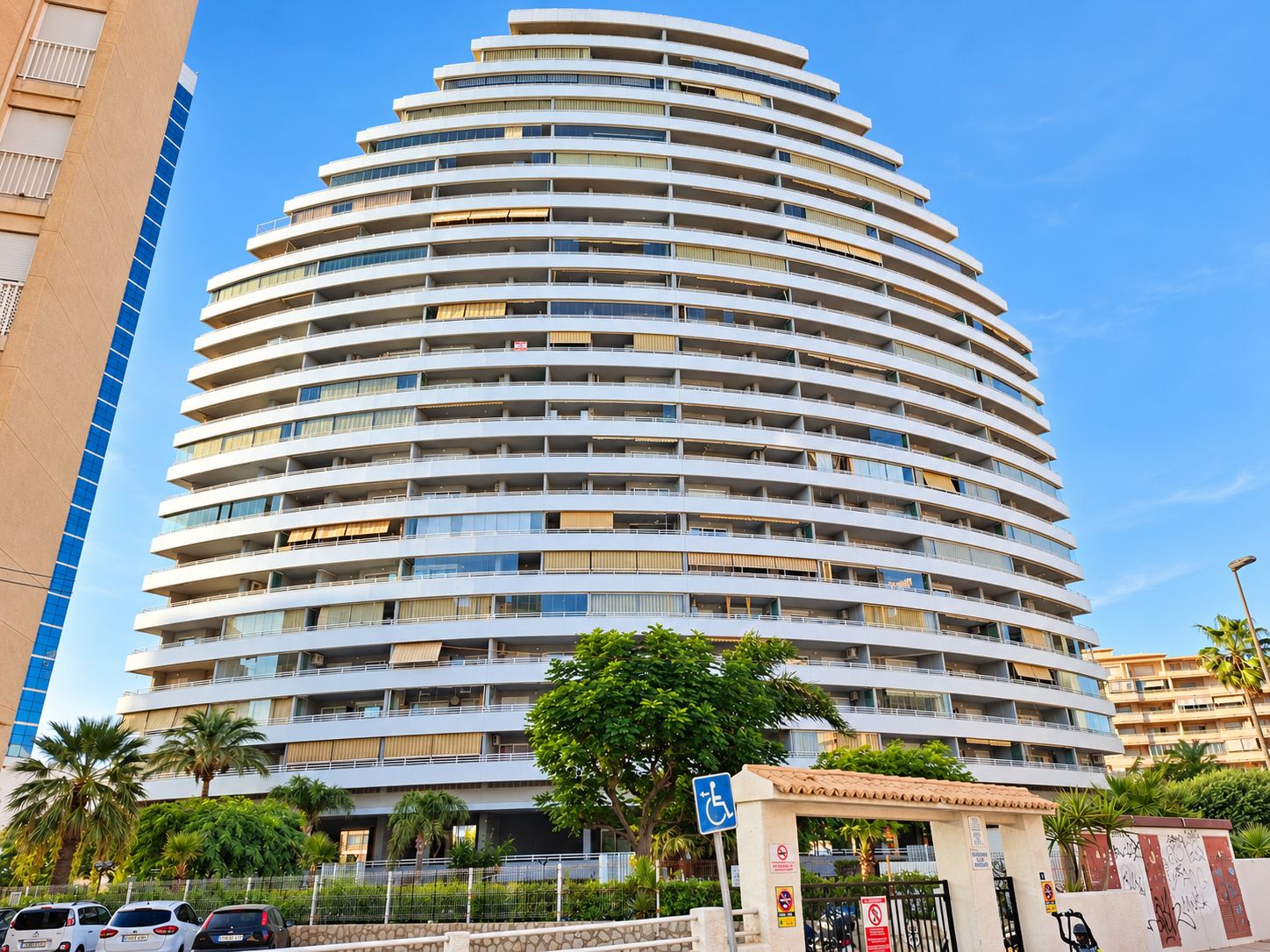 Exclusive apartment in Apolo XIV with private garage – Calpe — photo 4