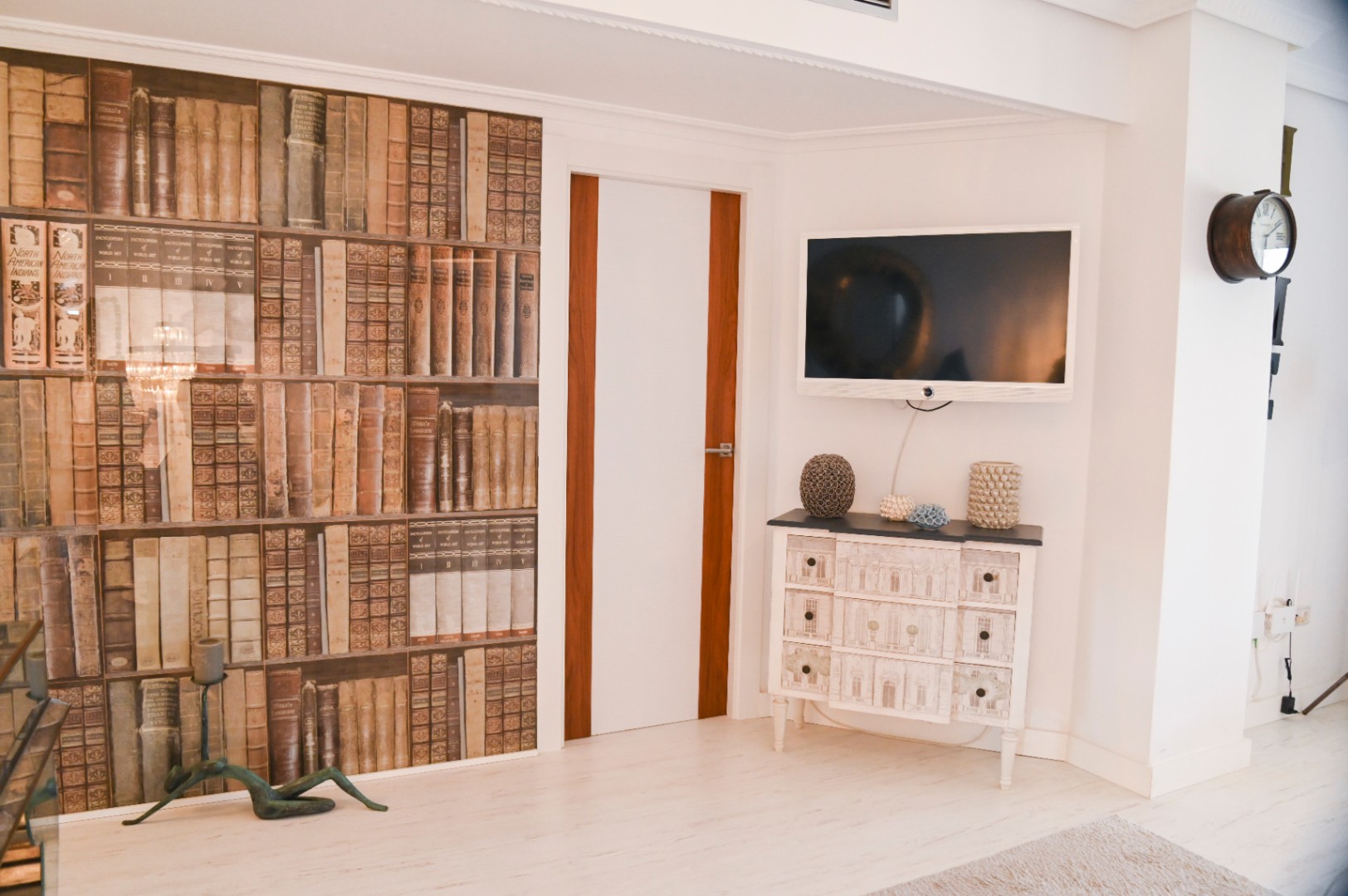 Fantastic First-Line Apartment — photo 11