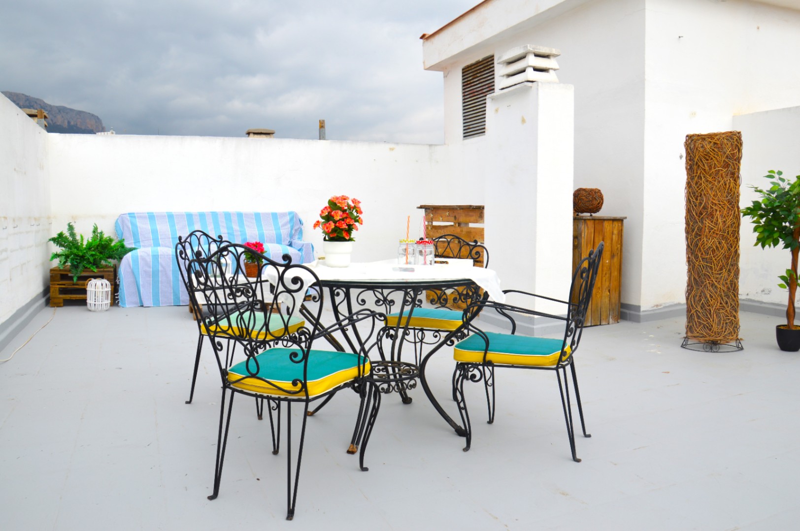 Penthouse for sale in the heart of Calpe with solarium, pool. Parking and storage room optional. — photo 15