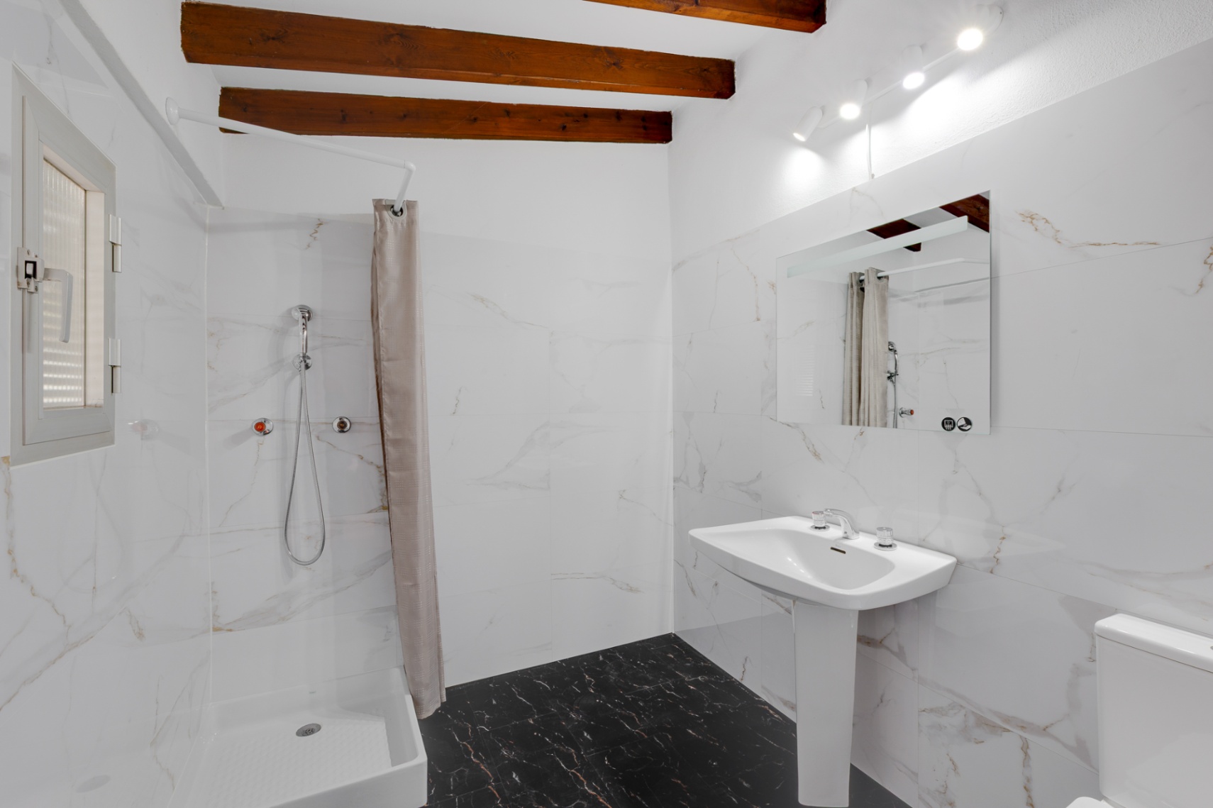 Haus zum Verkauf mit 6 Schlafzimmern und Pool in Calpe, Benicolada — Foto 36