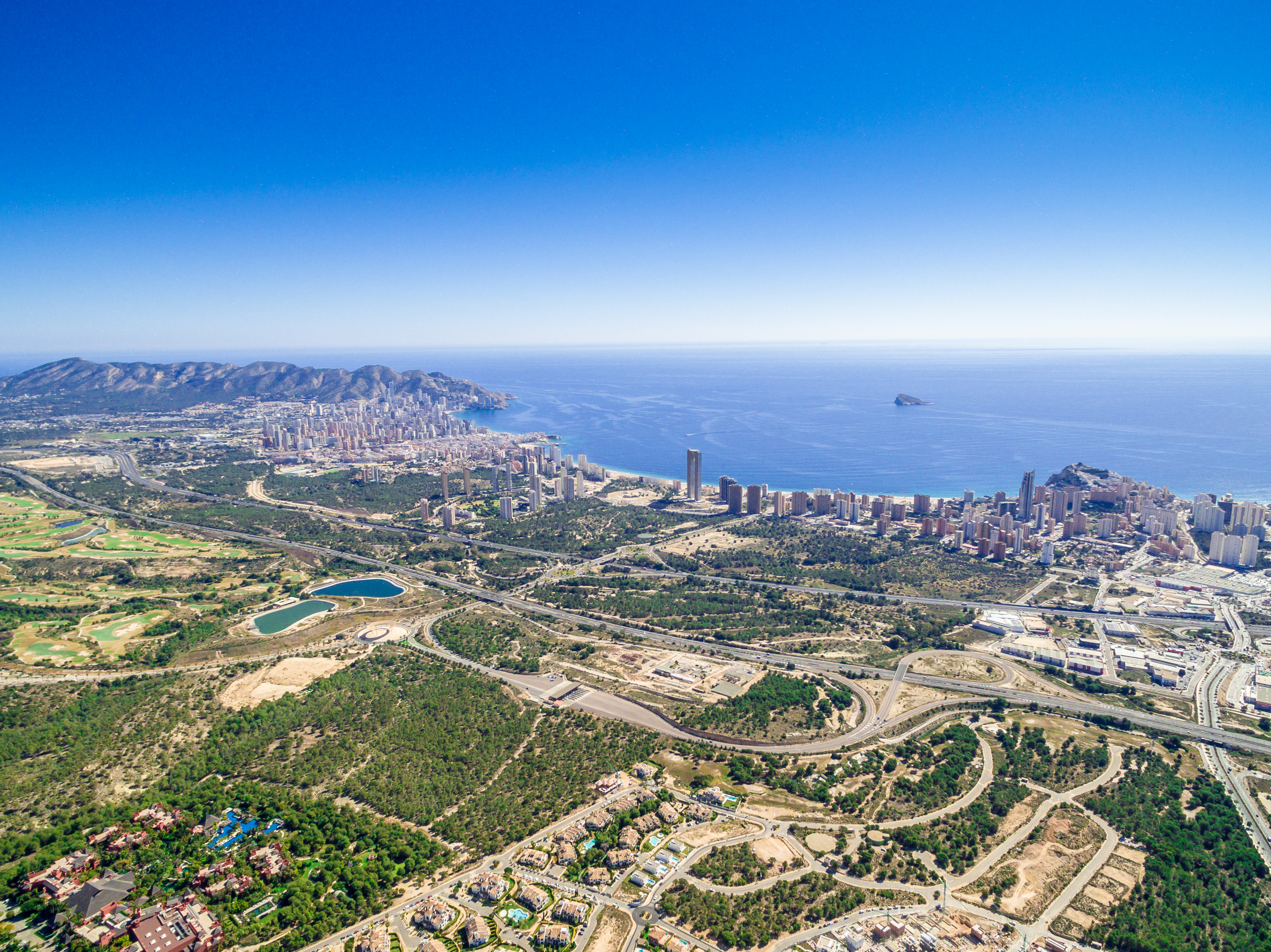 BEAUTIFUL MODERN URBANIZATION IN FINESTRAT — photo 28