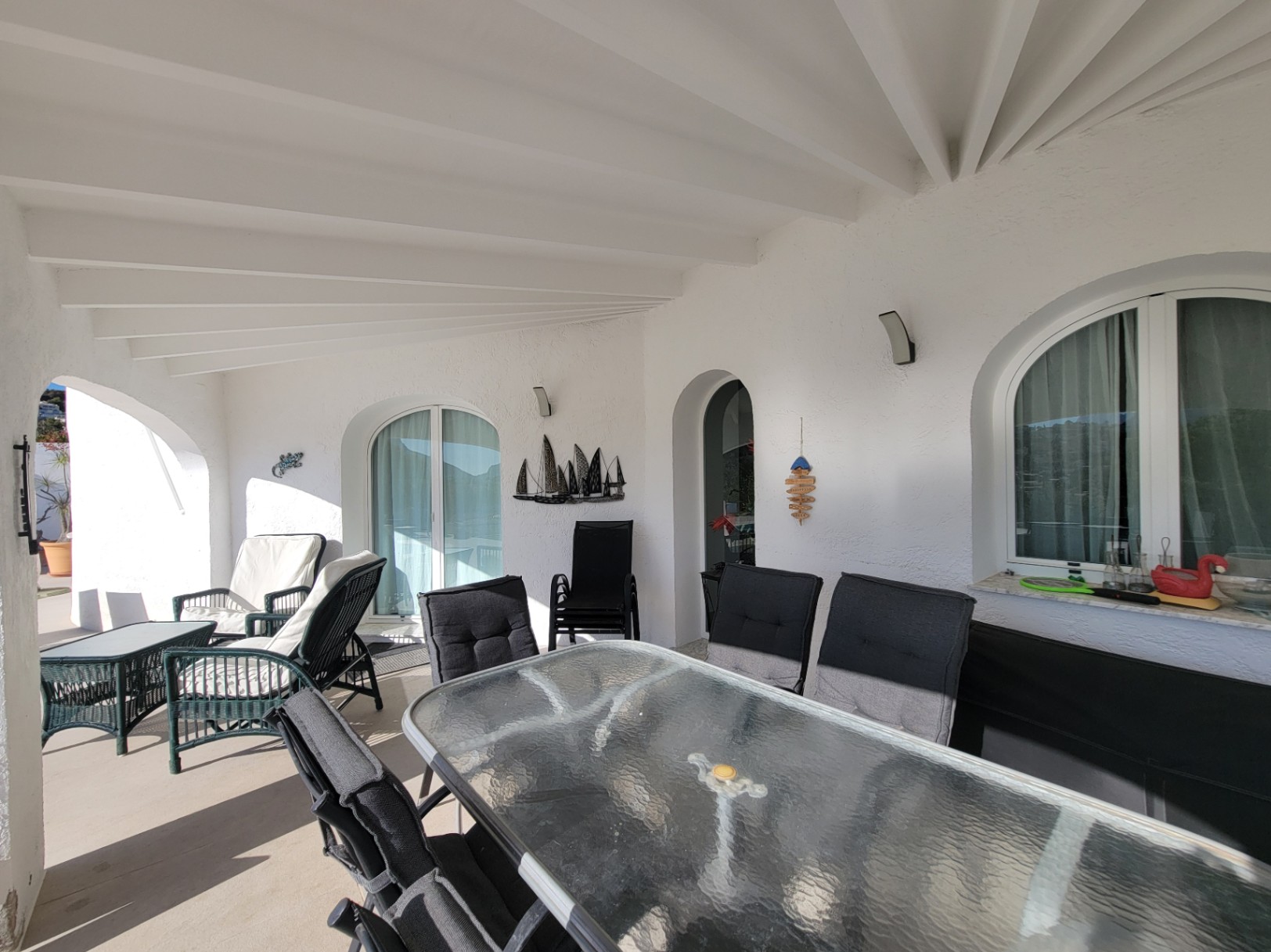 WUNDERSCHÖNE VILLA IN DER NÄHE ALLER DIENSTLEISTUNGEN — Foto 35