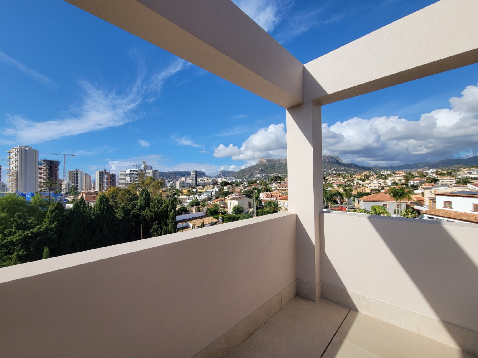 NEW BUILD VILLA CLOSE TO ALL AMENITIES — photo 37