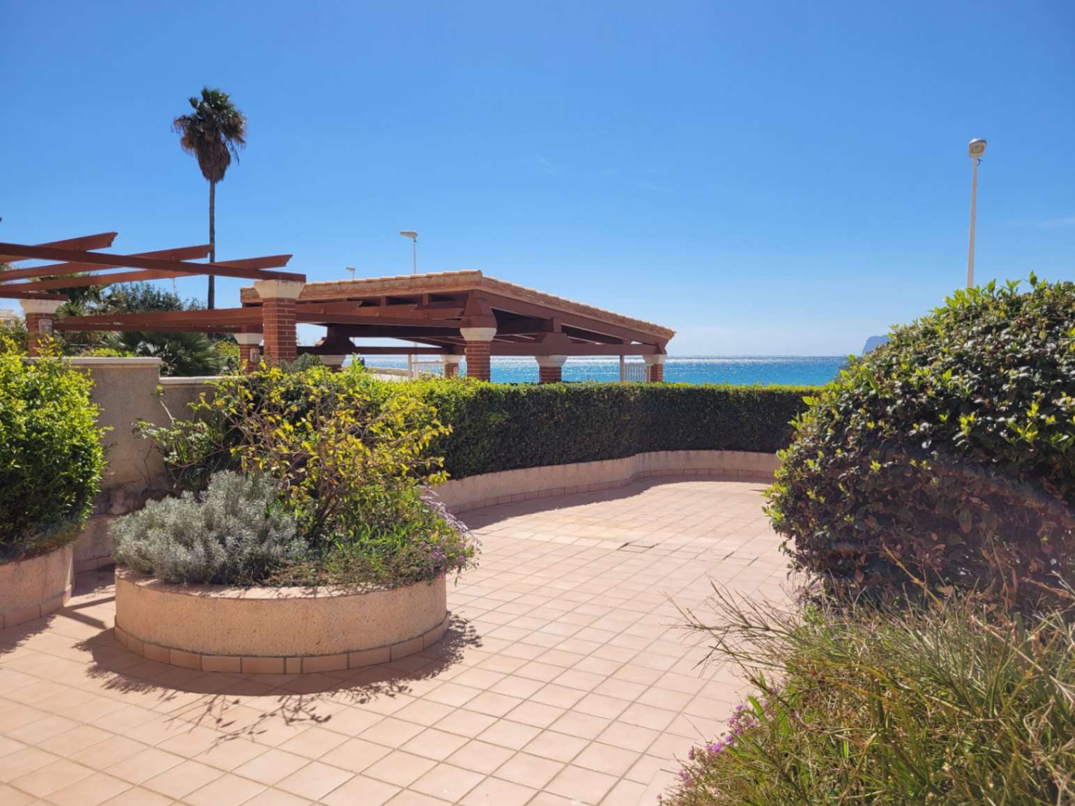 Appartamento in prima linea spiaggia con accesso diretto alla spiaggia. — foto 38