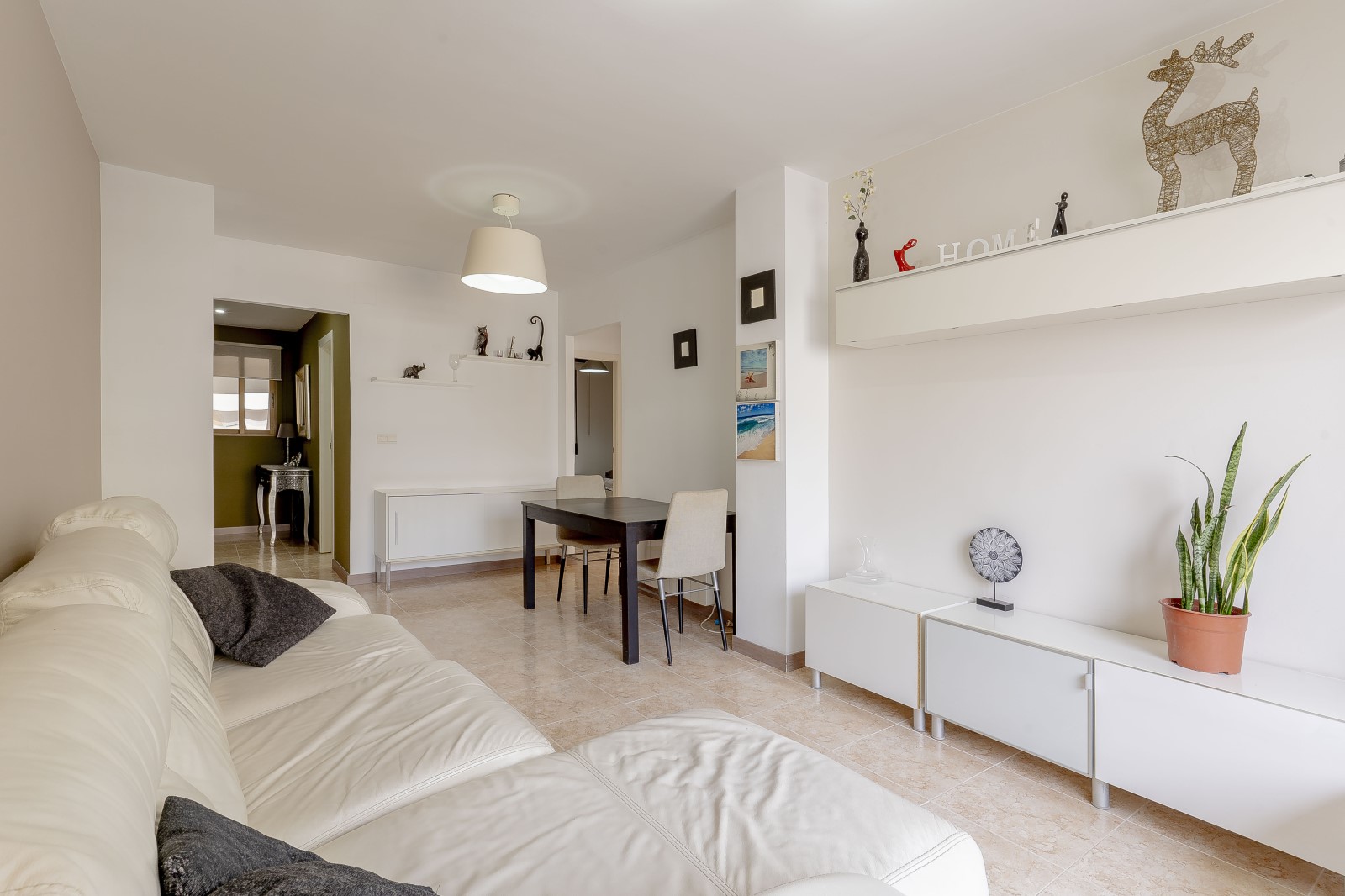 BEAUTIFUL FULLY RENOVATED APARTMENT — photo 6
