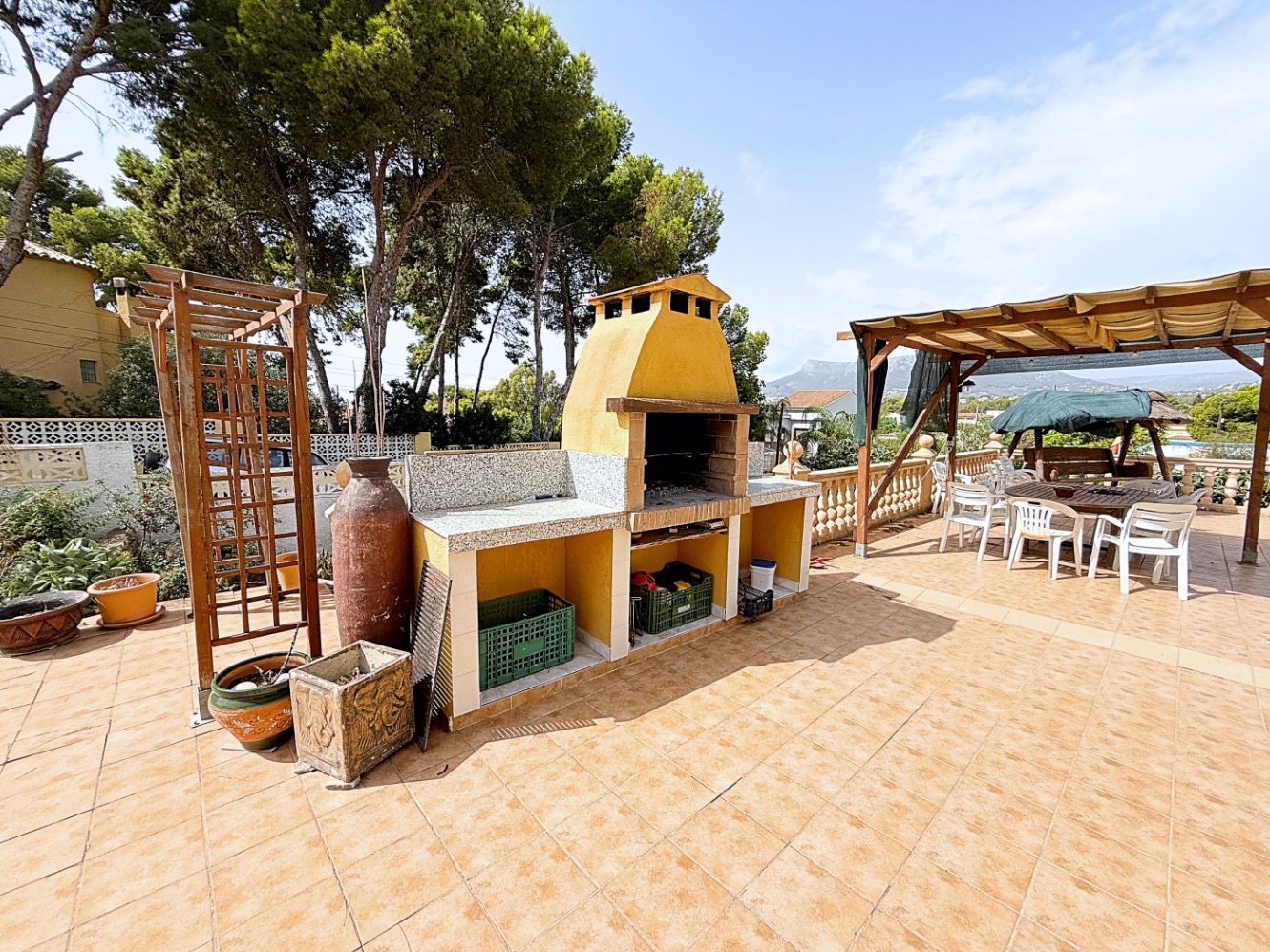 Bezaubernde Villa in Calpe mit Panoramablick in exklusiver Wohnzone — Foto 5