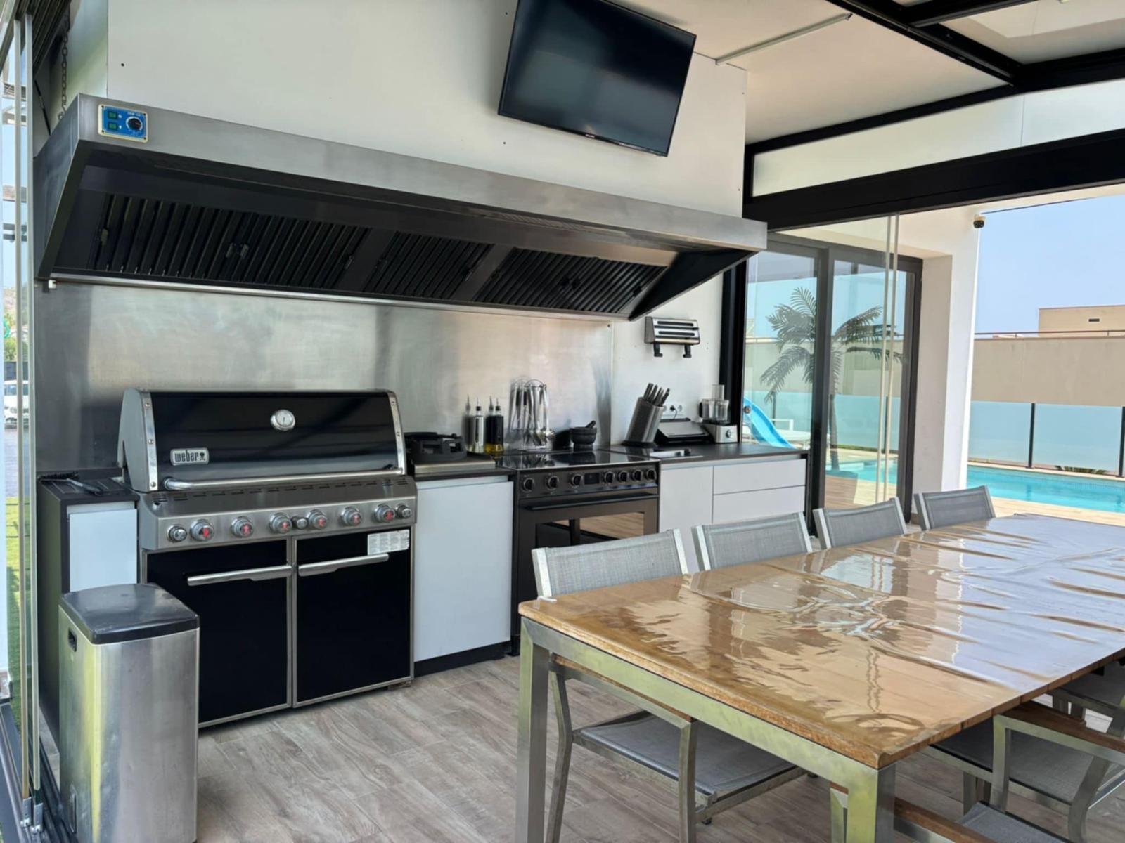 Exklusive Luxusvilla mit Ibiza-Design, Swimmingpool, Spa und Gästewohnung in Calpe — Foto 8