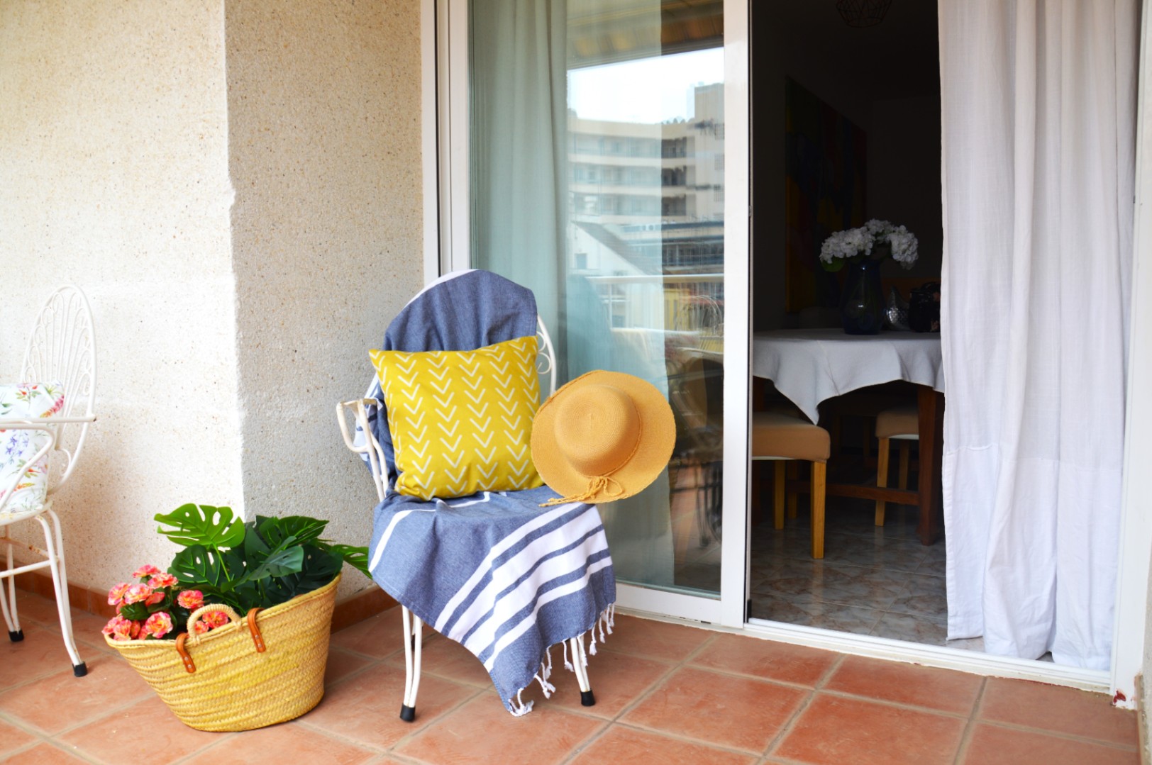 Penthouse for sale in the heart of Calpe with solarium, pool. Parking and storage room optional. — photo 18