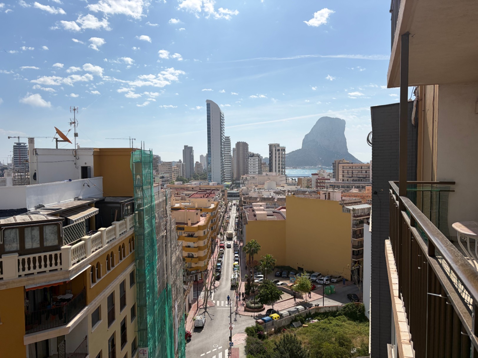 Gemütliches Apartment zum Verkauf mit 2 Schlafzimmern in Calpe, Alicante — Foto 14