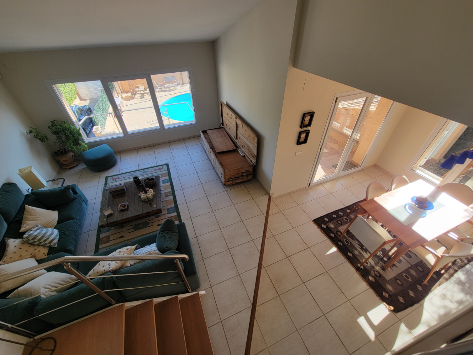 VILLA WITH GUEST APARTMENT IN GOOD LOCATION — photo 14