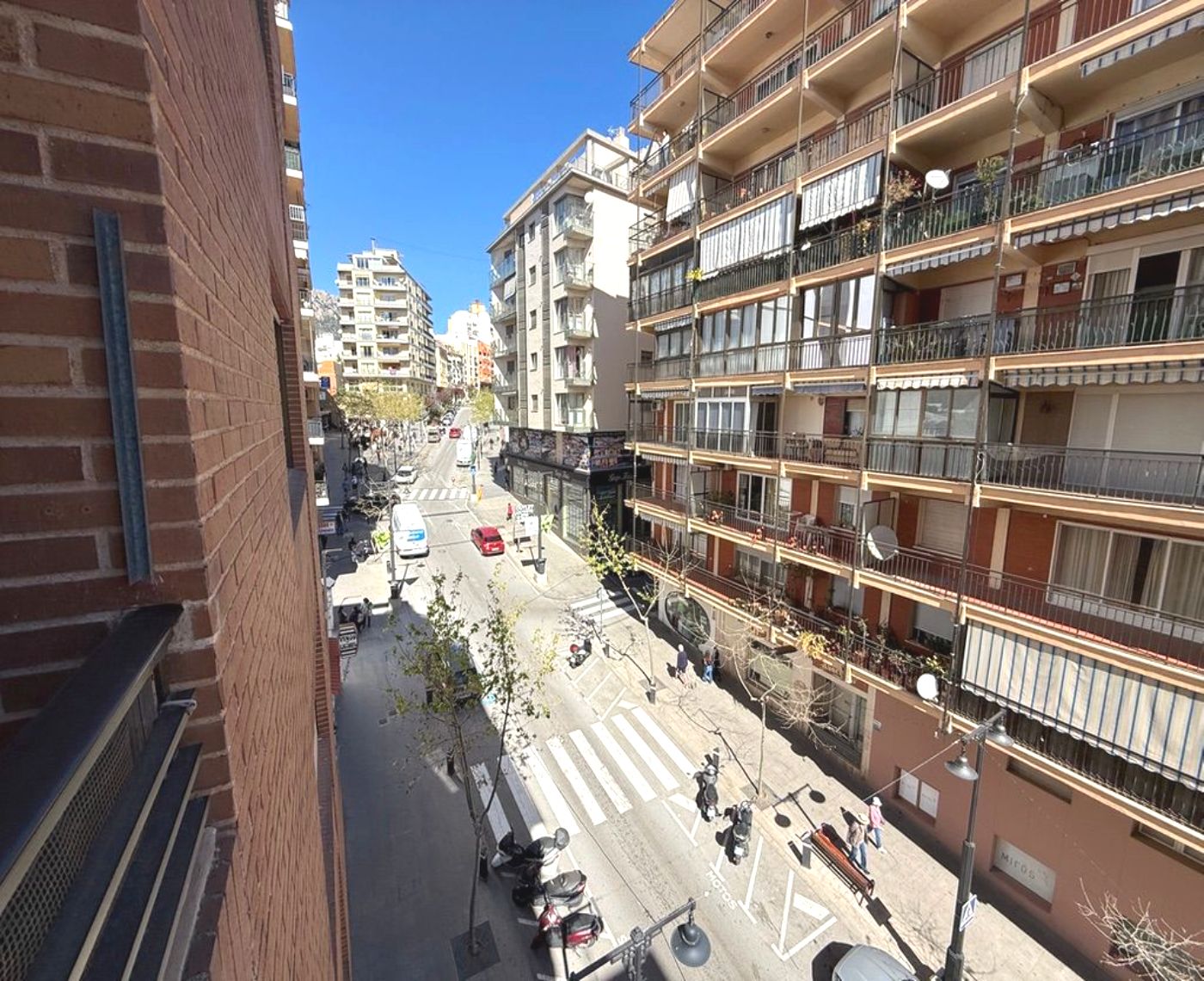 Niezrównana lokalizacja: eleganckie mieszkanie w centrum Calpe — zdjęcie 24