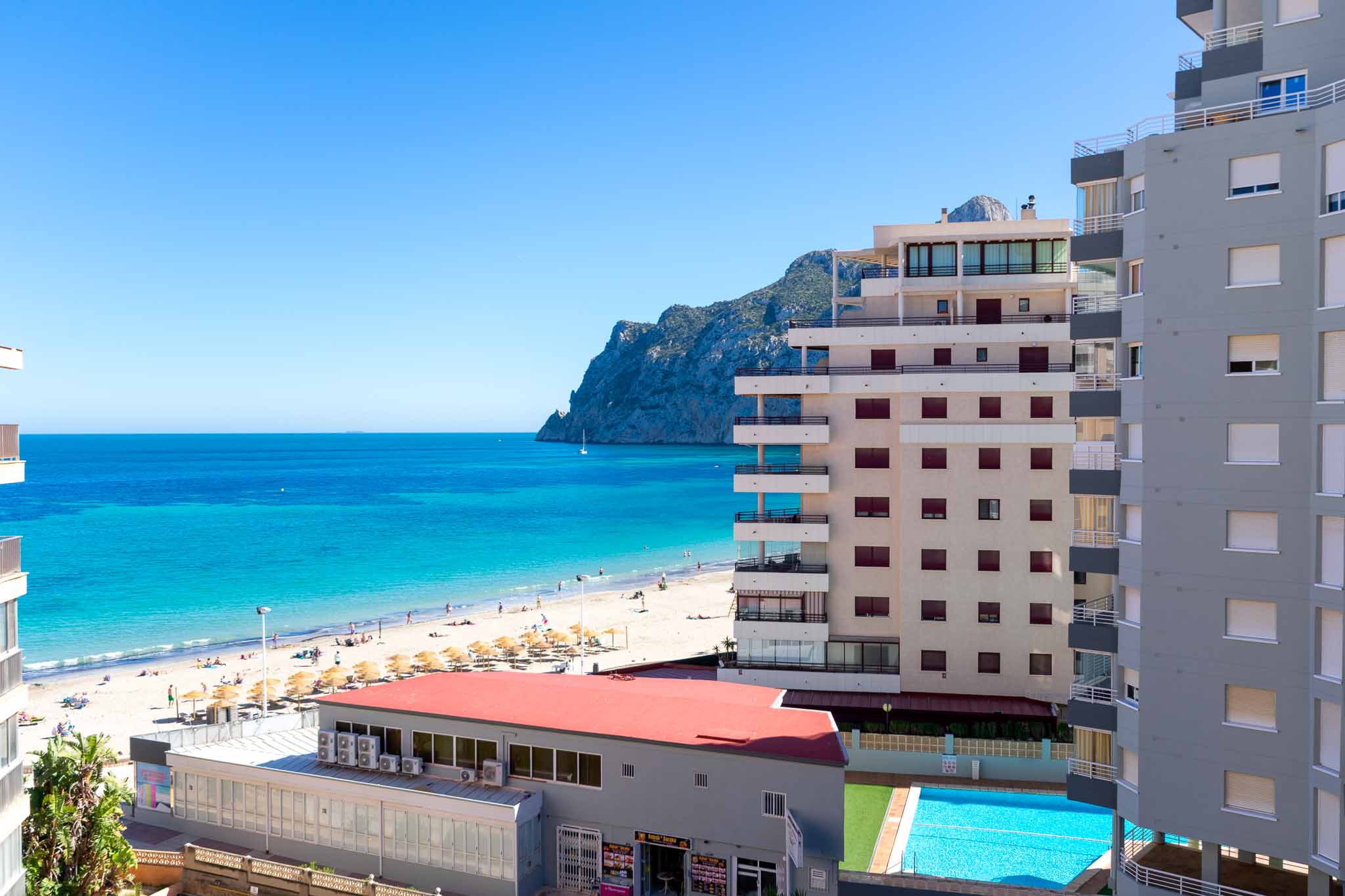 RENOVIERTE WOHNUNG IN LA FOSSA MIT MEERBLICK — Foto 13