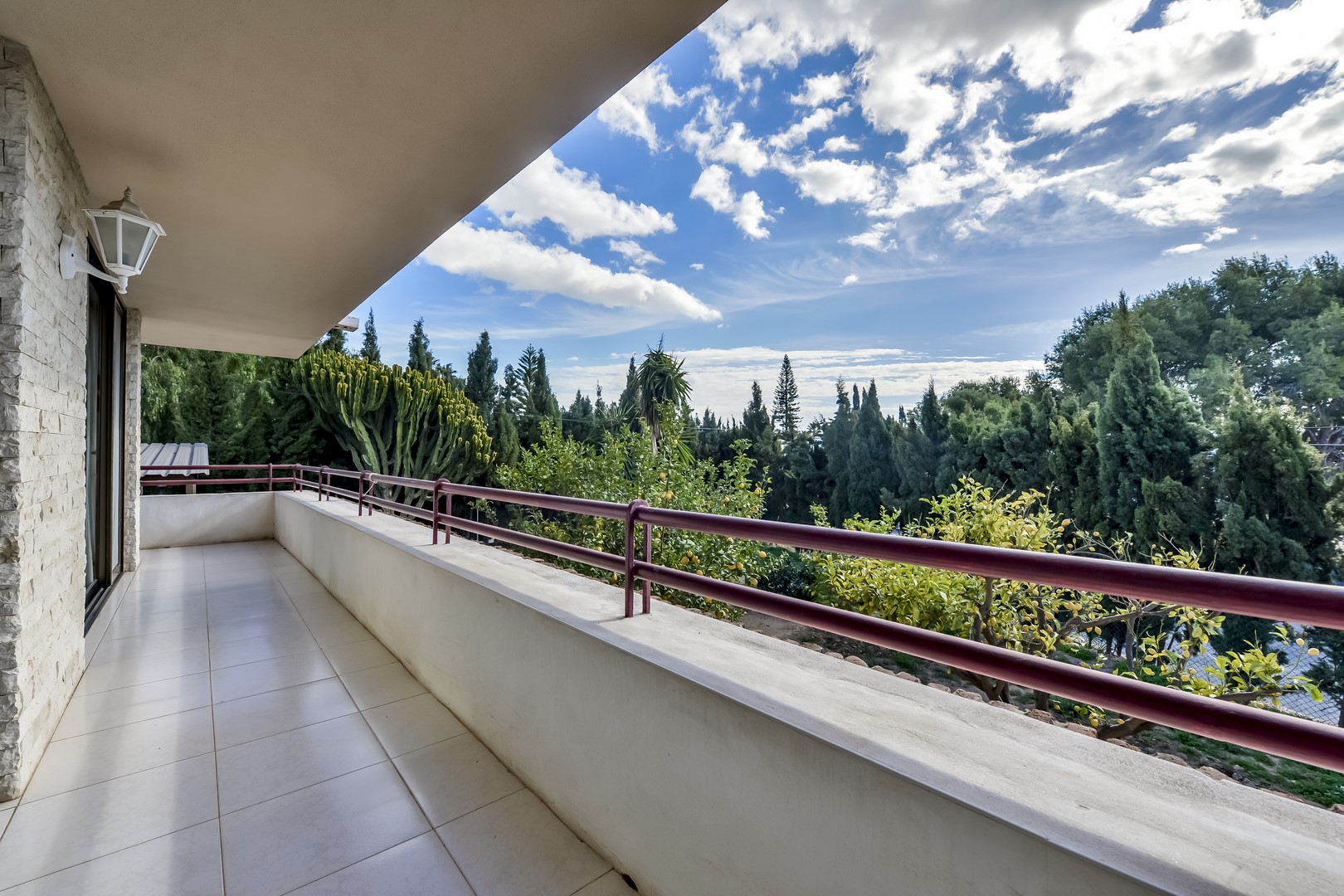 AMPLIA CASA EN BENIDORM — foto 16