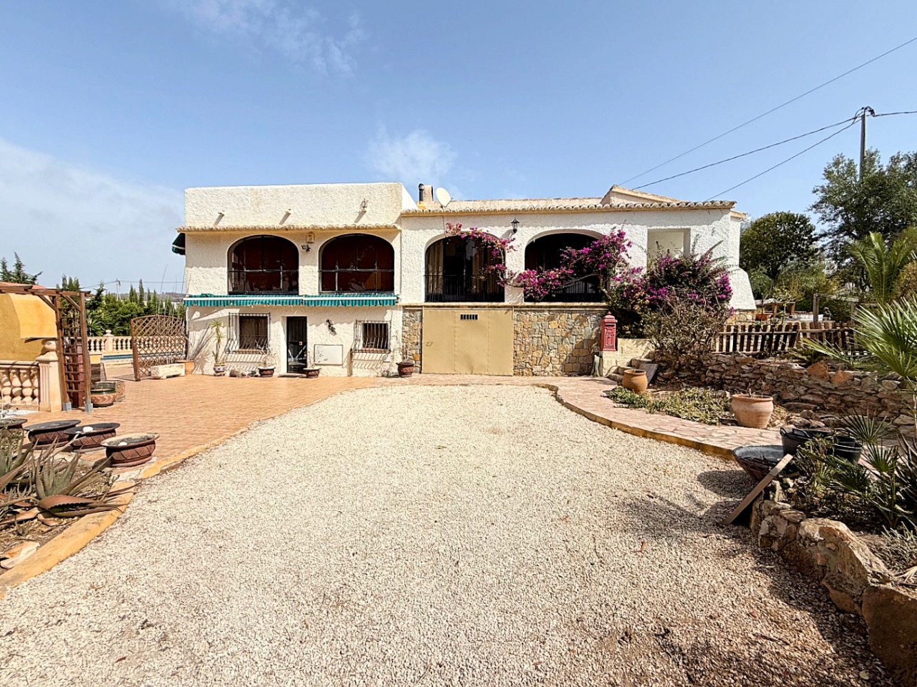 Bezaubernde Villa in Calpe mit Panoramablick in exklusiver Wohnzone — Foto 3