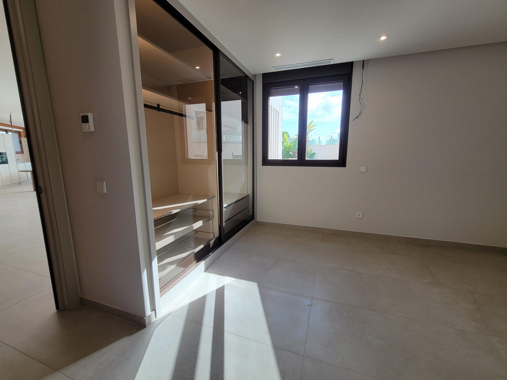 NEW BUILD VILLA CLOSE TO ALL AMENITIES — photo 20