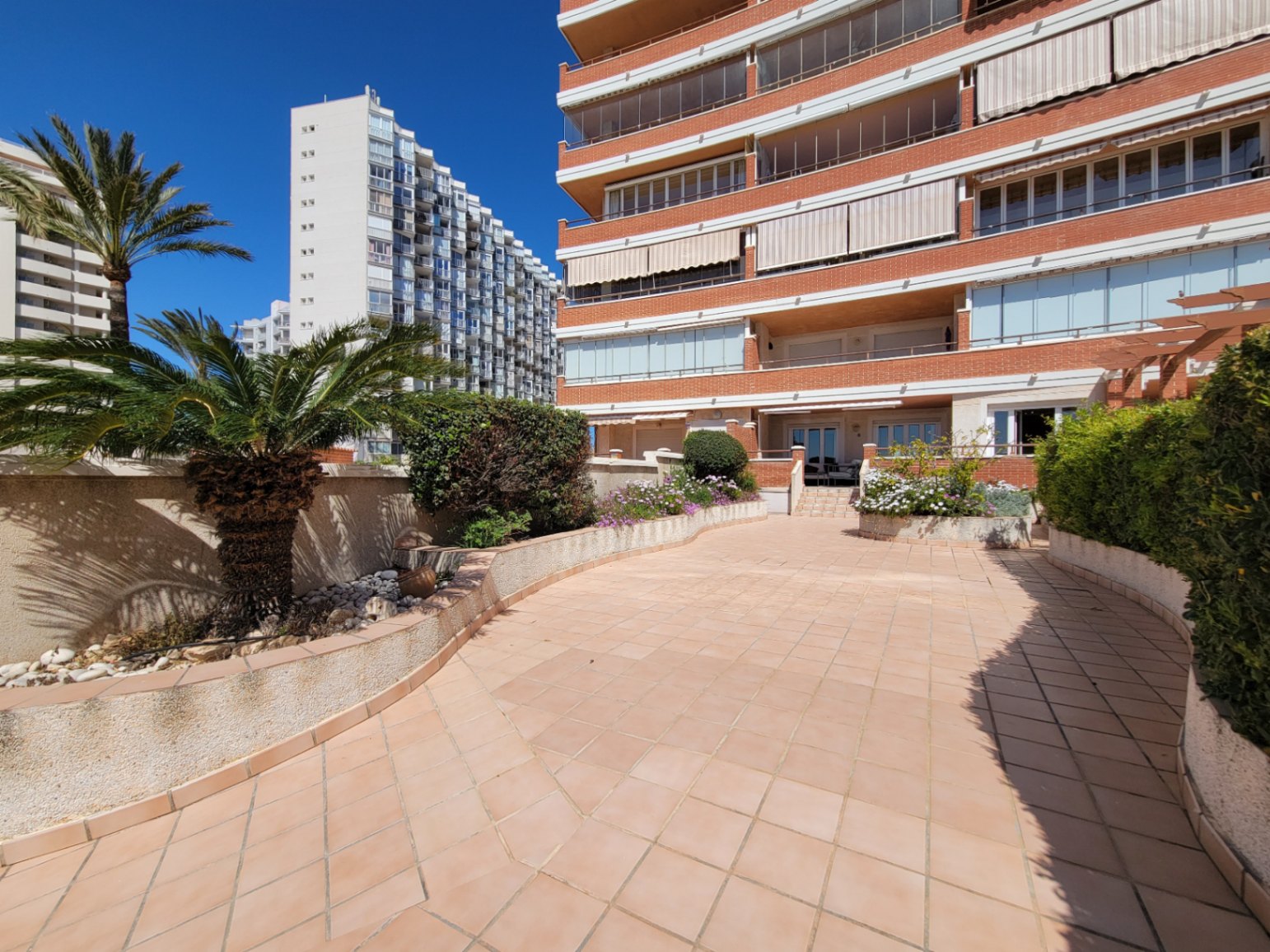 Appartamento in prima linea spiaggia con accesso diretto alla spiaggia. — foto 40