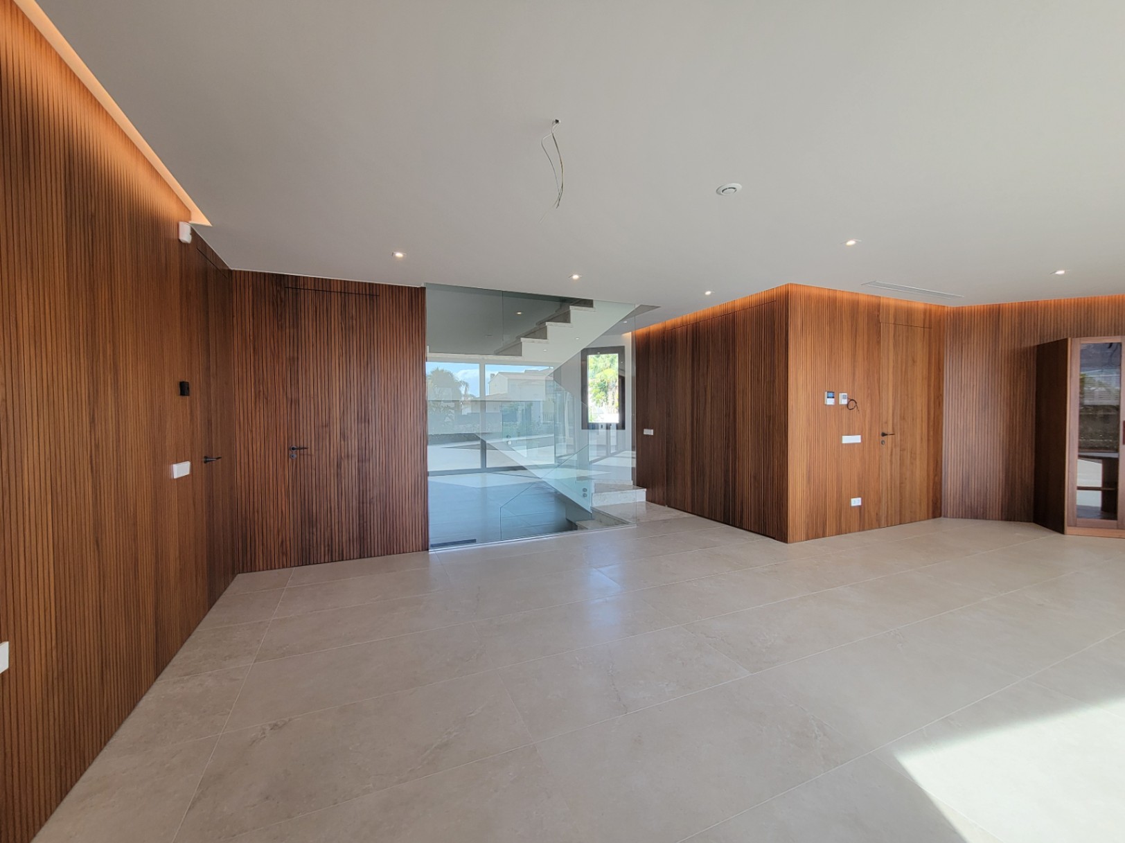 NEW BUILD VILLA CLOSE TO ALL AMENITIES — photo 18