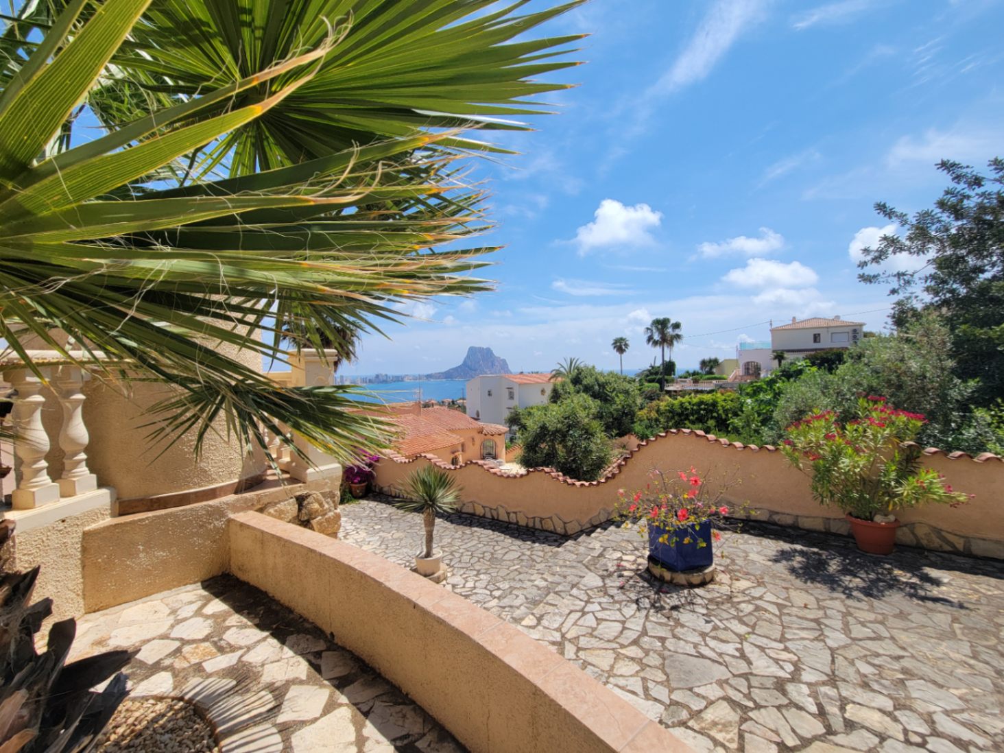 VILLA IN MARYVILLA WITH SPECTACULAR VIEWS — photo 9