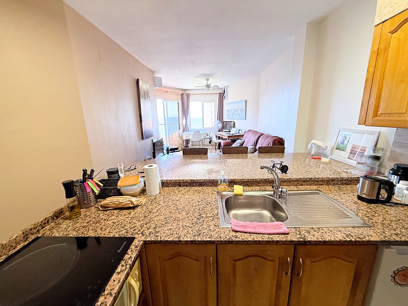 Central apartment with sea views and terrace — photo 8