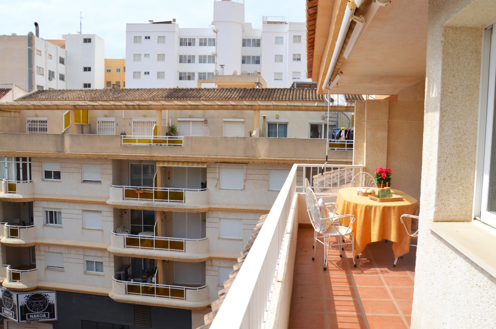 Penthouse for sale in the heart of Calpe with solarium, pool. Parking and storage room optional. — photo 30