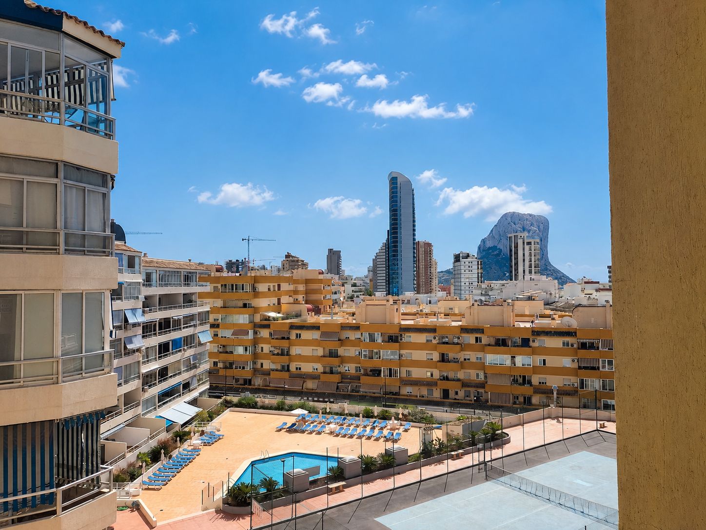 Renovated 3-bedroom apartment in Calpe, Apolo II, for sale