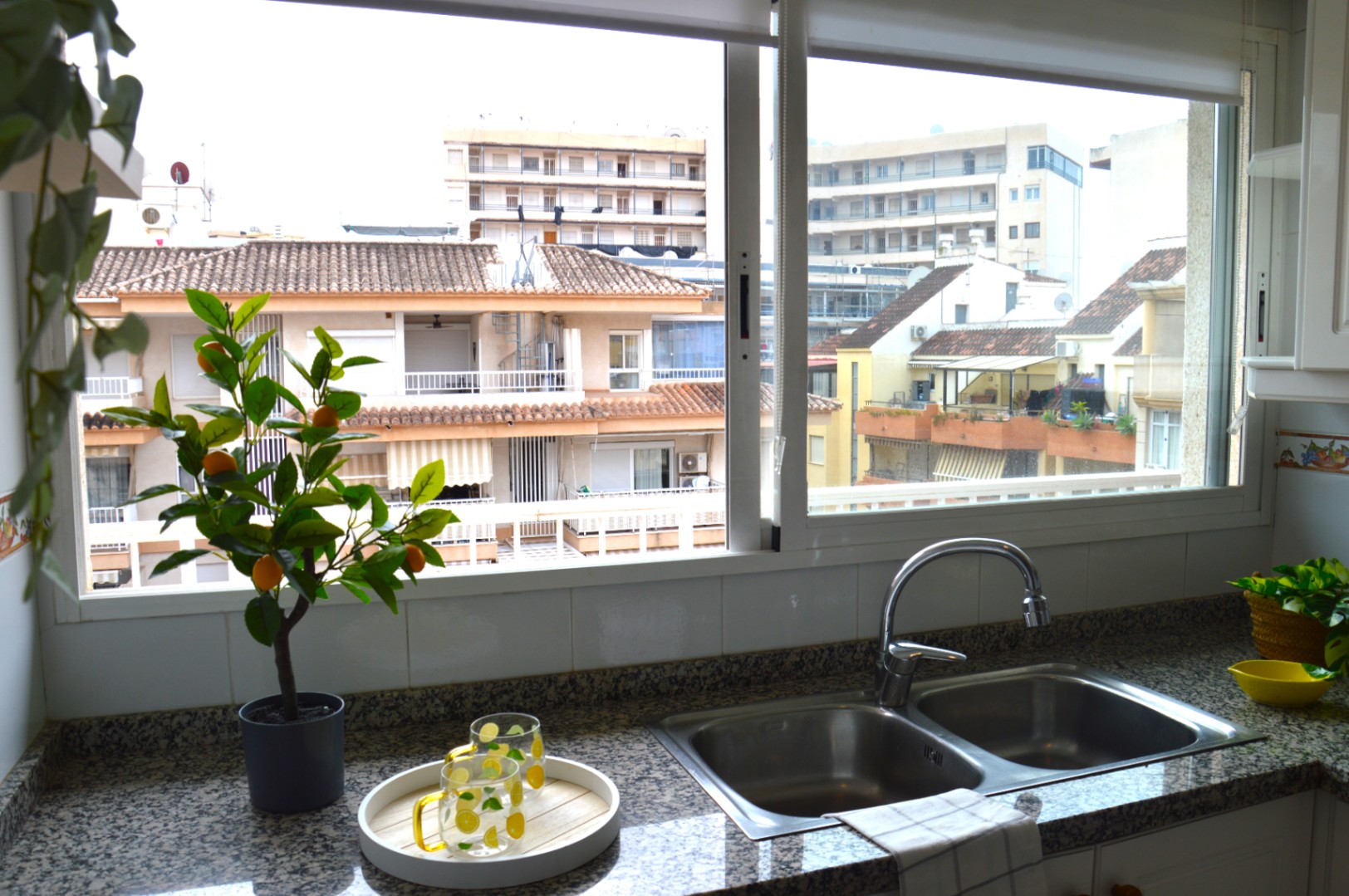 Penthouse for sale in the heart of Calpe with solarium, pool. Parking and storage room optional. — photo 28