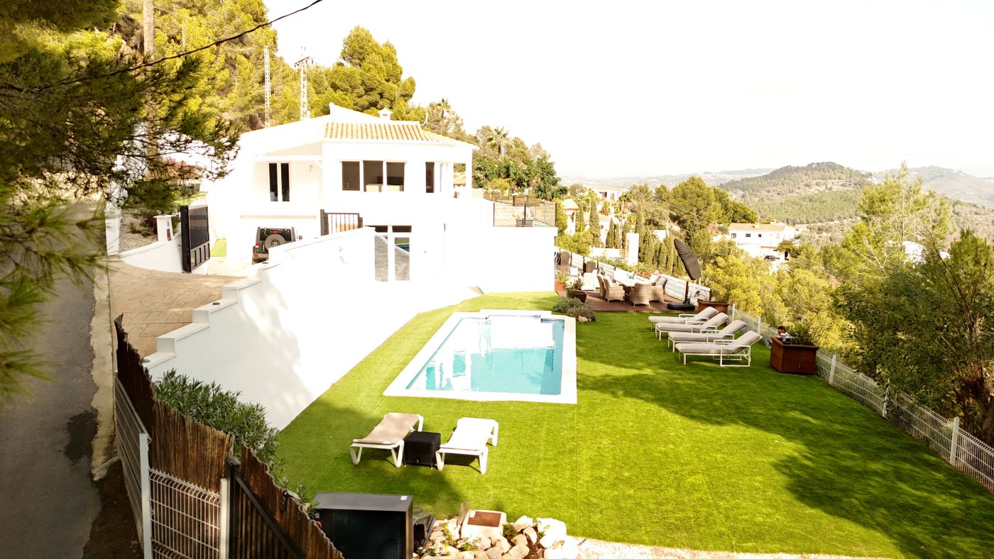 High-Quality Villa with Panoramic Sea Views — photo 28