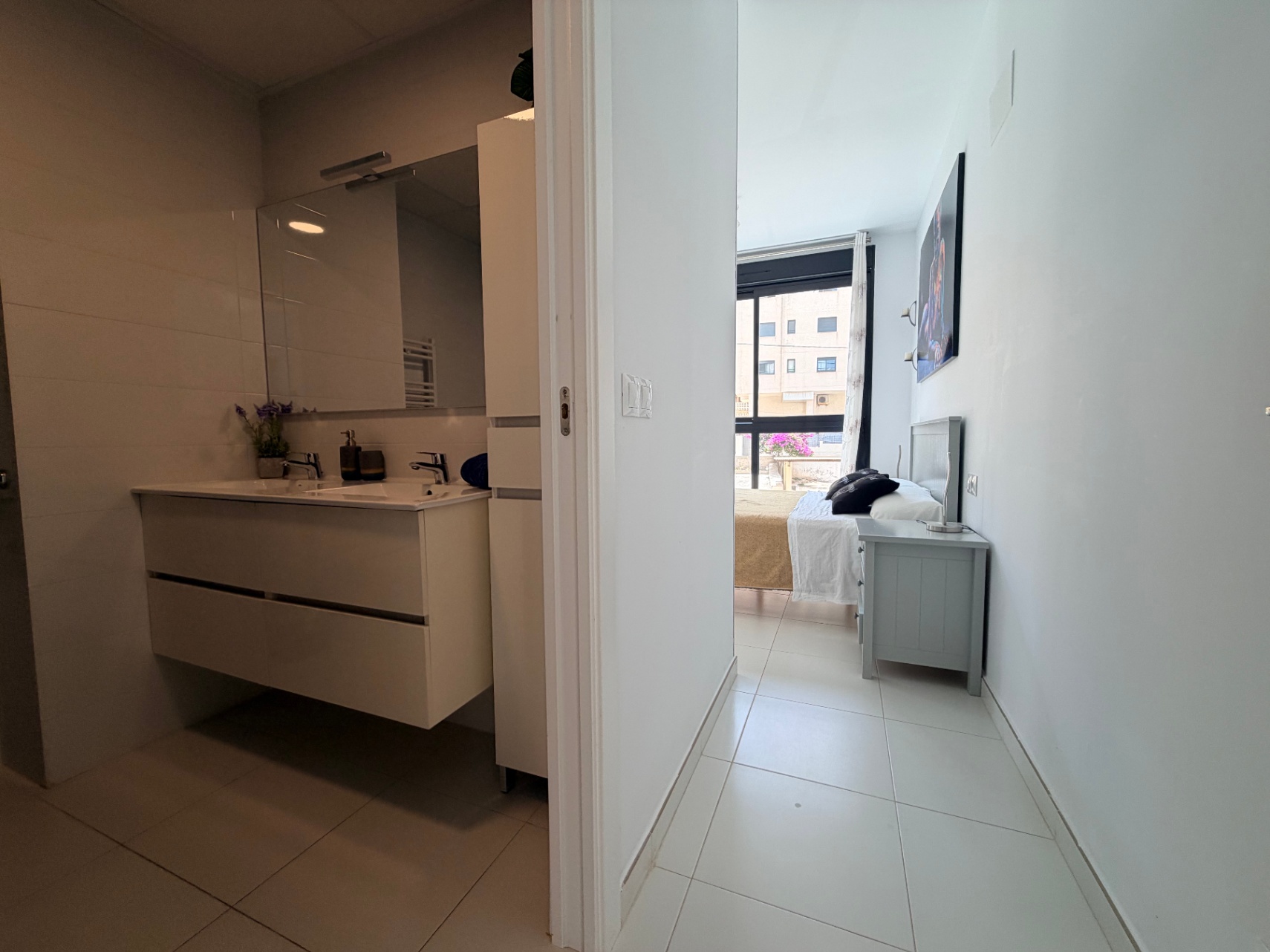 Modern 2-bedroom apartment with sea views in the Calpe Beach building — photo 29