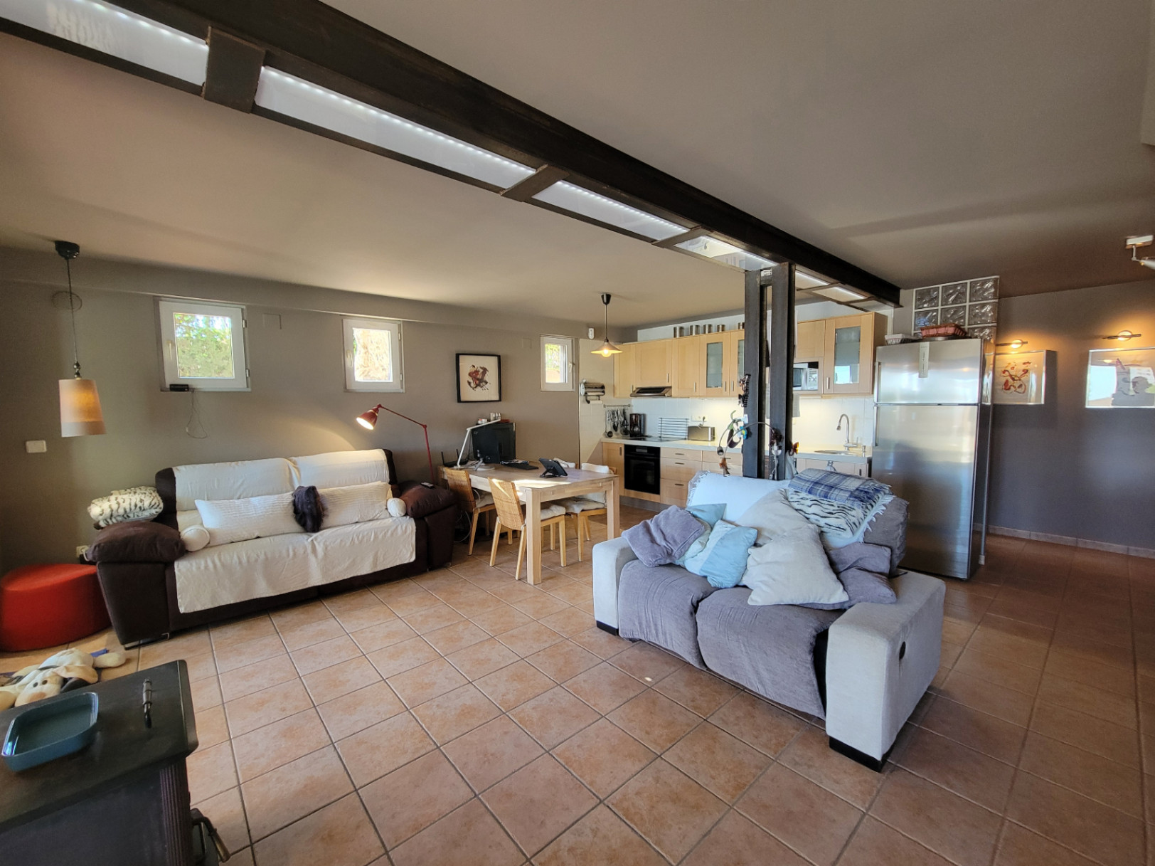 VILLA WITH GUEST APARTMENT IN GOOD LOCATION — photo 38