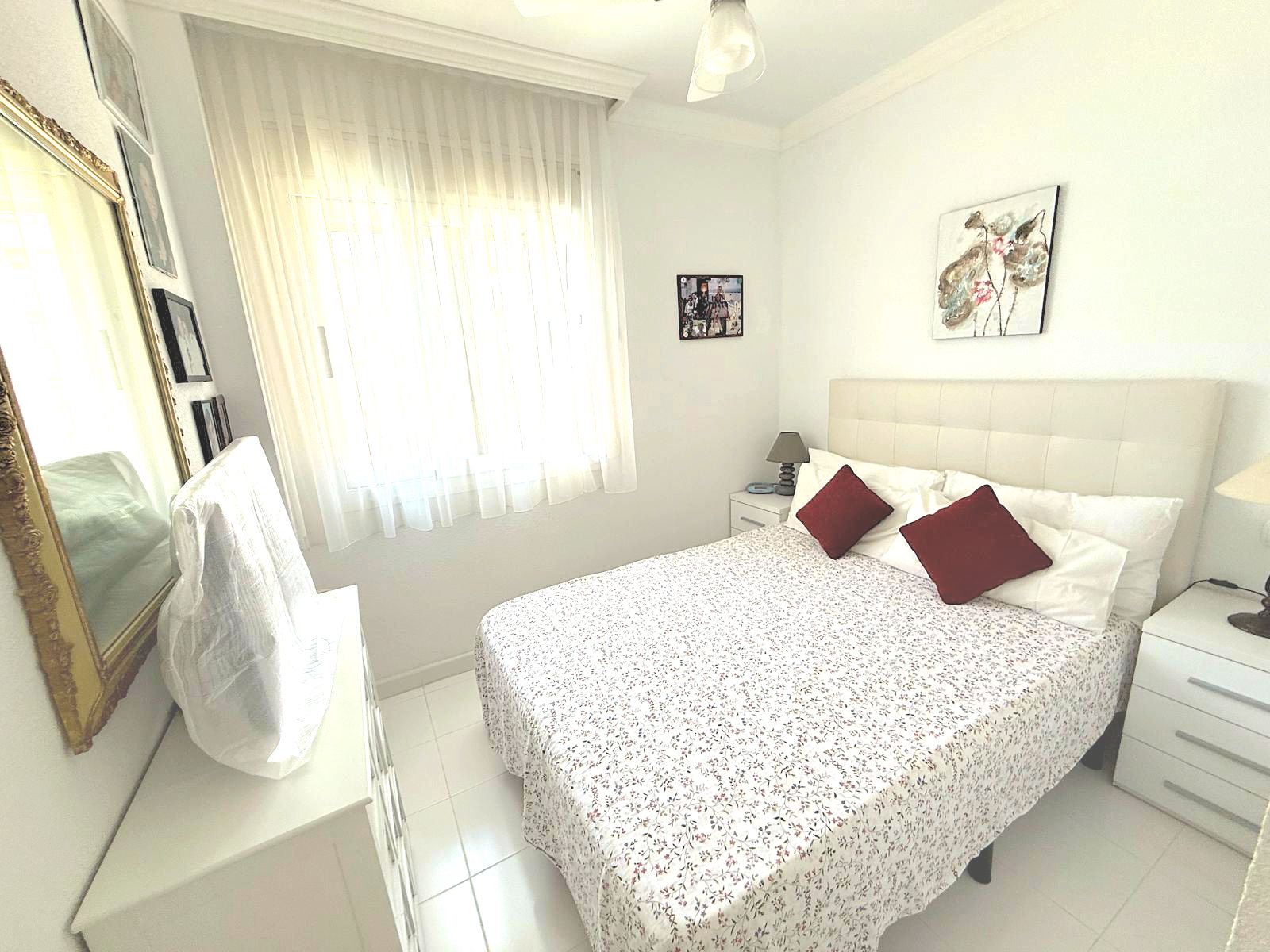 2-Bedroom Apartment with Sea Views — photo 3