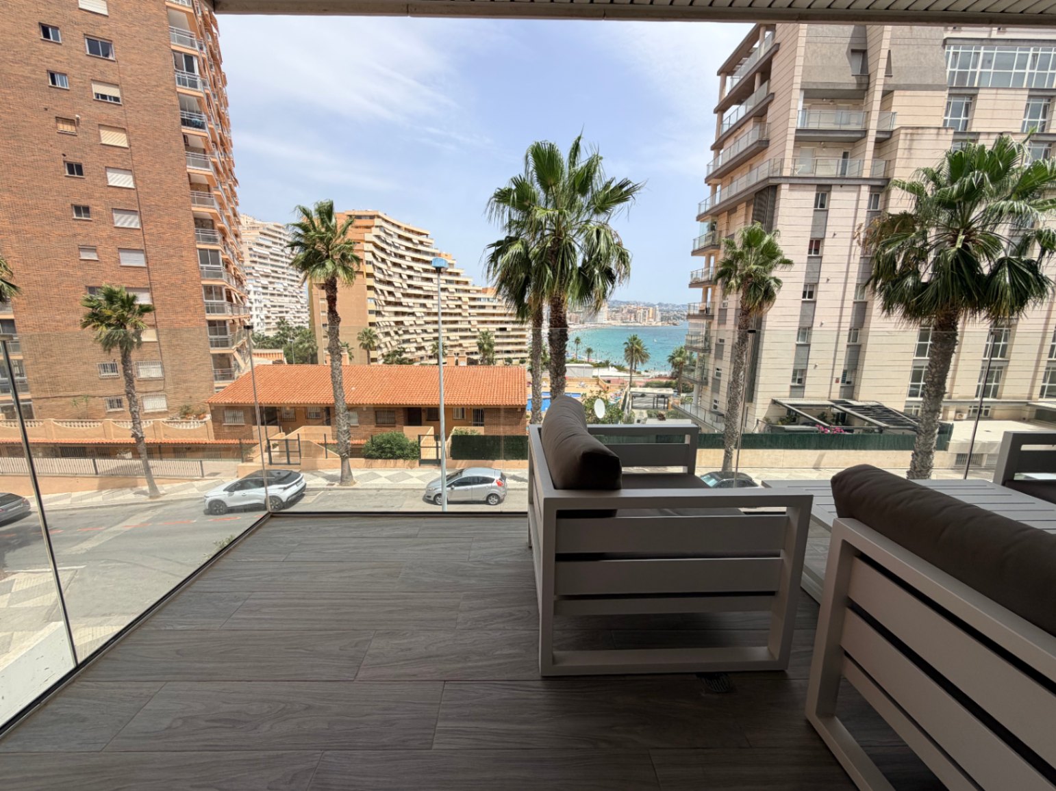 Modern 2-bedroom apartment with sea views in the Calpe Beach building — photo 20