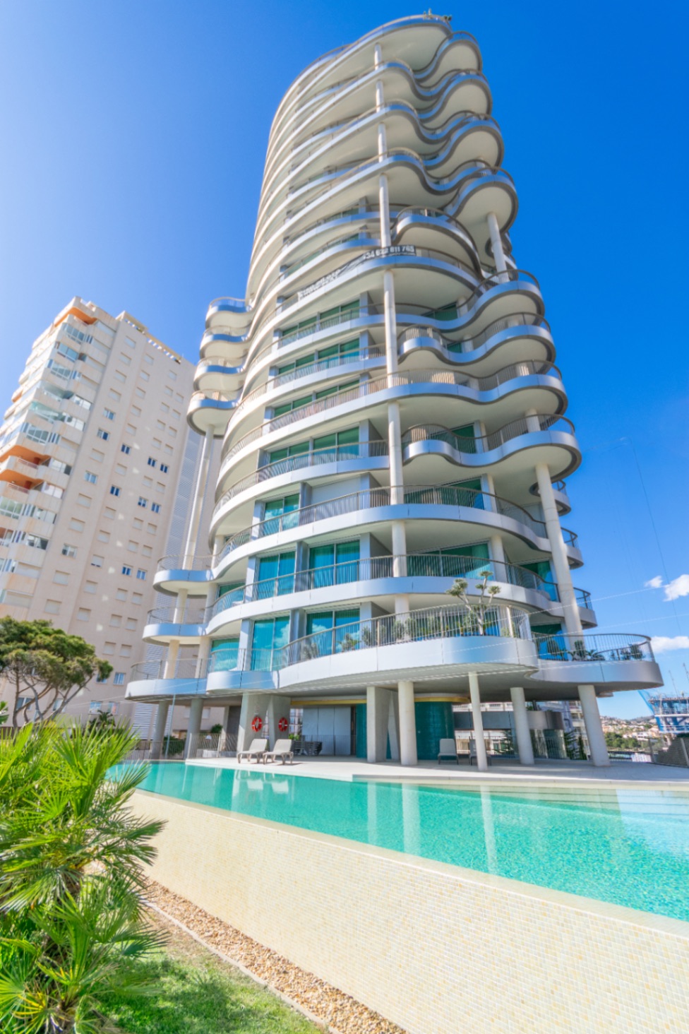 Exclusivity and Luxury on the First Line of the Sea – Last Apartment Available — photo 32