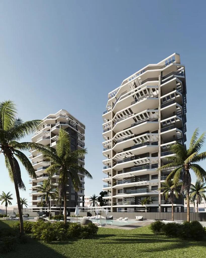 NEW PENTHOUSE DEVELOPMENT IN CALPE CLOSE TO THE SEA AND ALL SERVICES