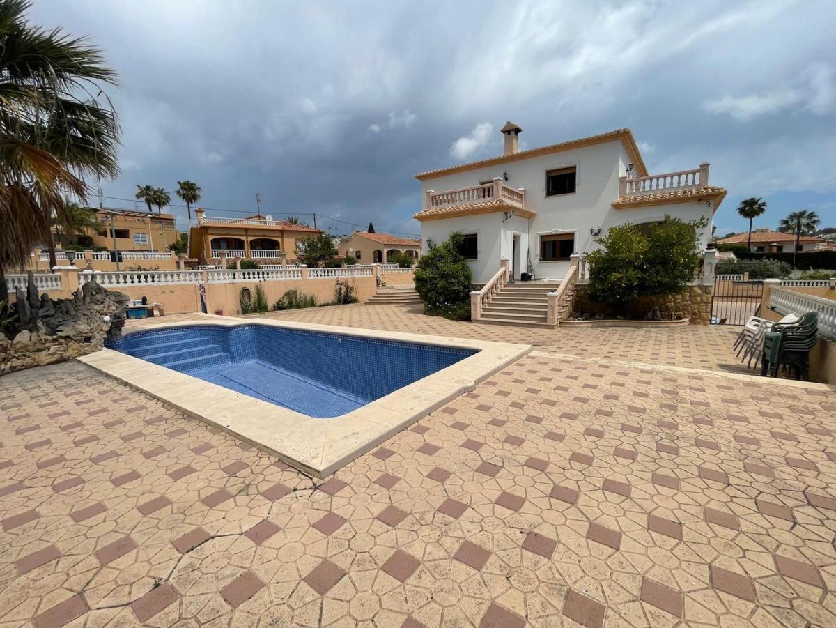 Villa for Sale in Pla Senieta, Calpe, Alicante — photo 3