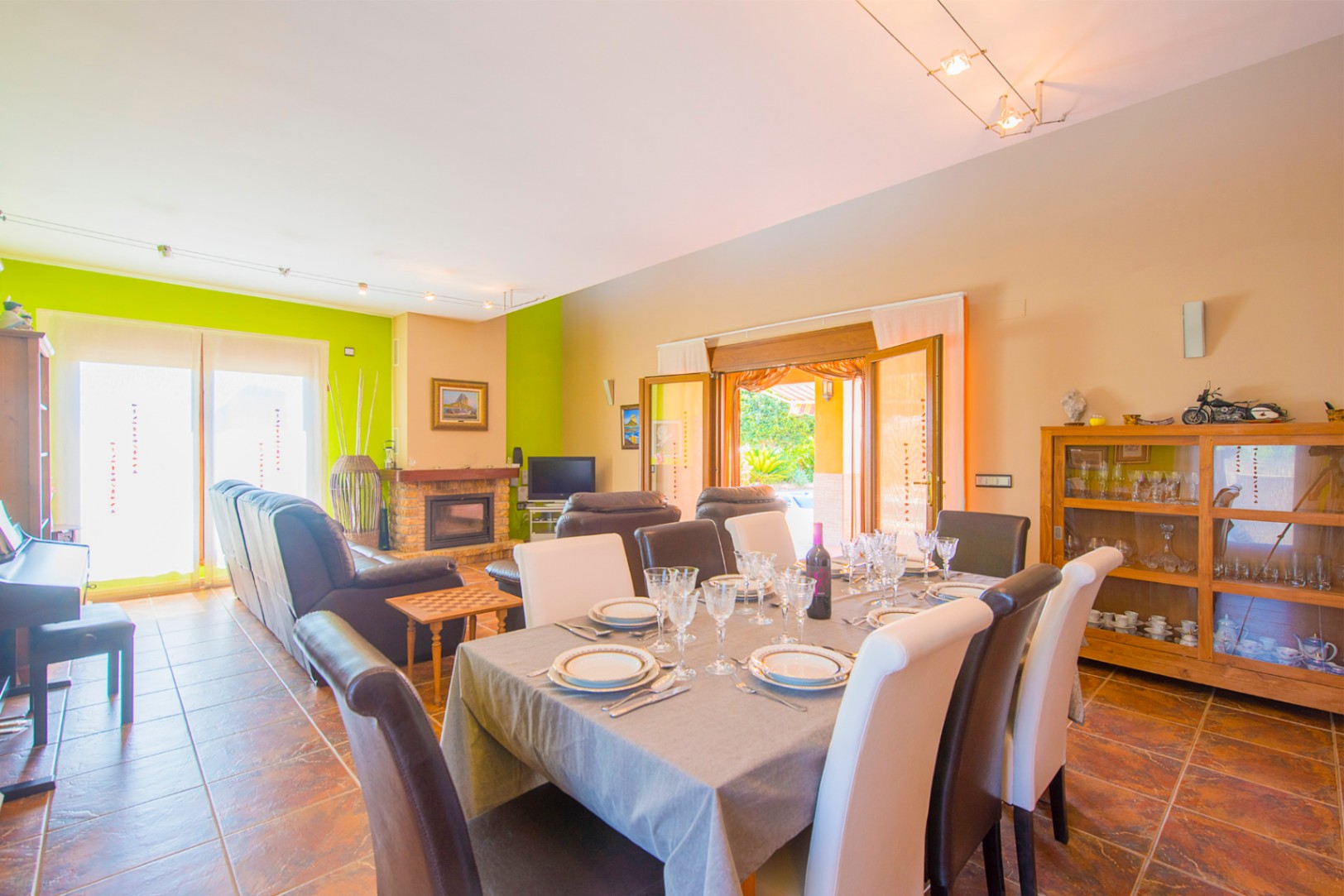 Exceptional villa for sale in Calpe offers the perfect balance between comfort and style. — photo 8