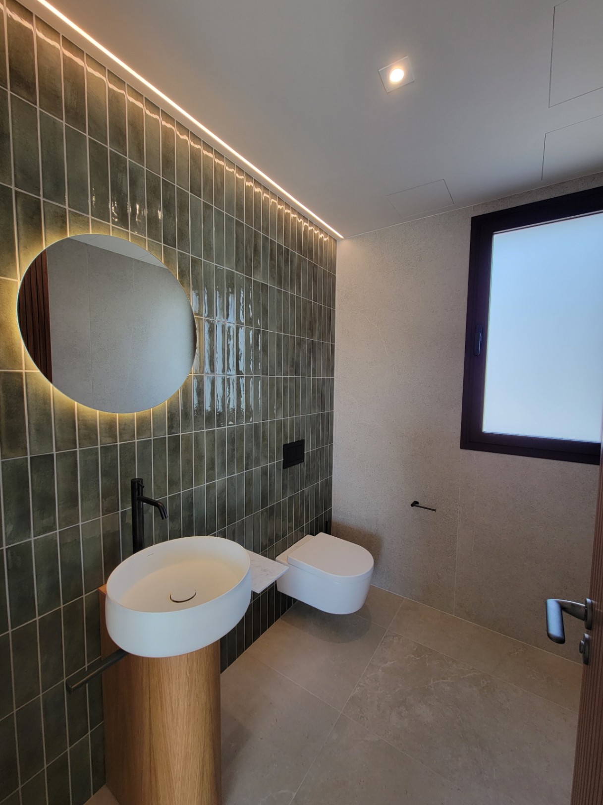 NEW BUILD VILLA CLOSE TO ALL AMENITIES — photo 19