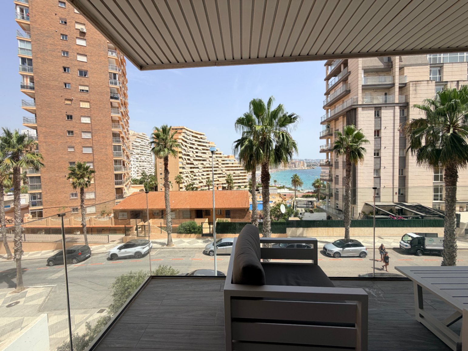 Modern 2-bedroom apartment with sea views in the Calpe Beach building — photo 13