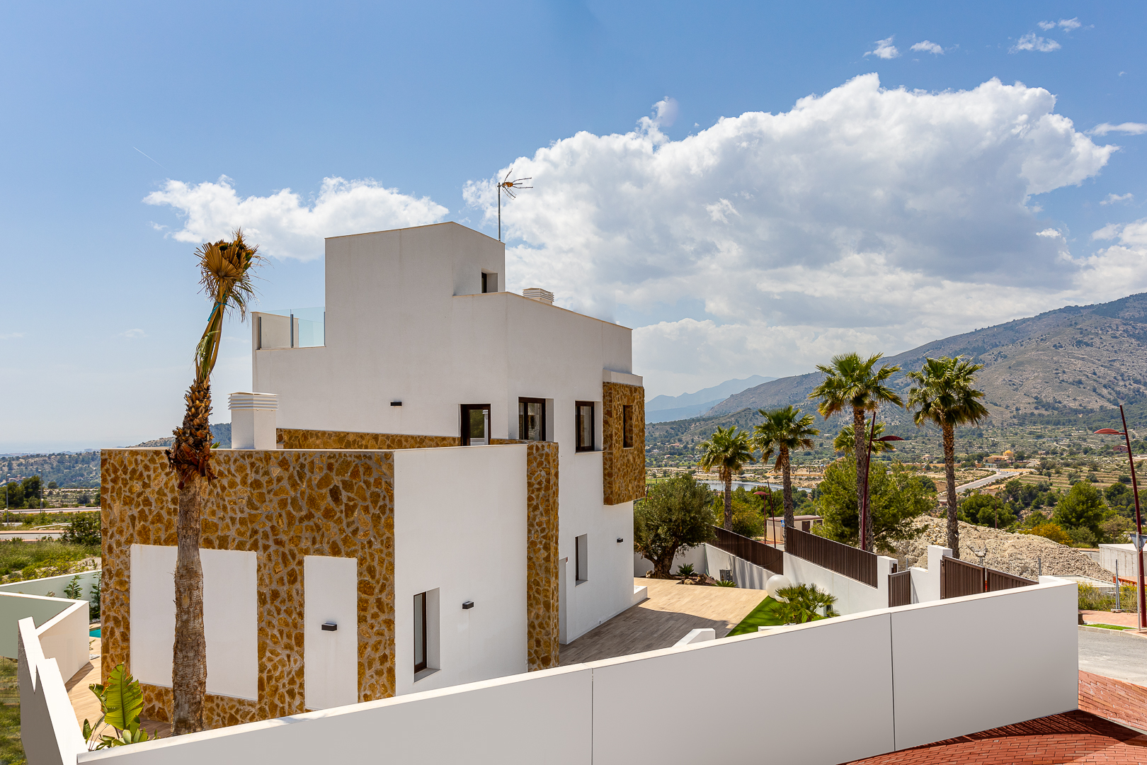 BEAUTIFUL MODERN URBANIZATION IN FINESTRAT — photo 22