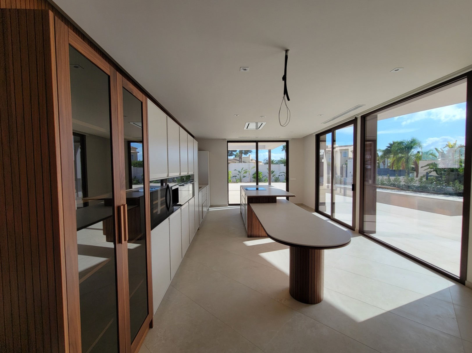 NEW BUILD VILLA CLOSE TO ALL AMENITIES — photo 15