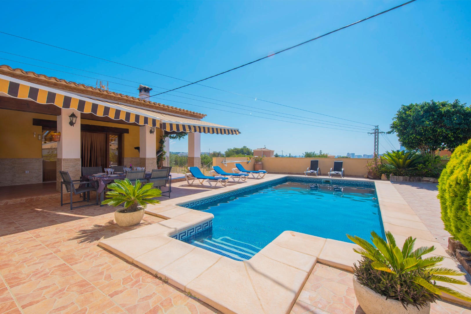 Exceptional villa for sale in Calpe offers the perfect balance between comfort and style. — photo 2