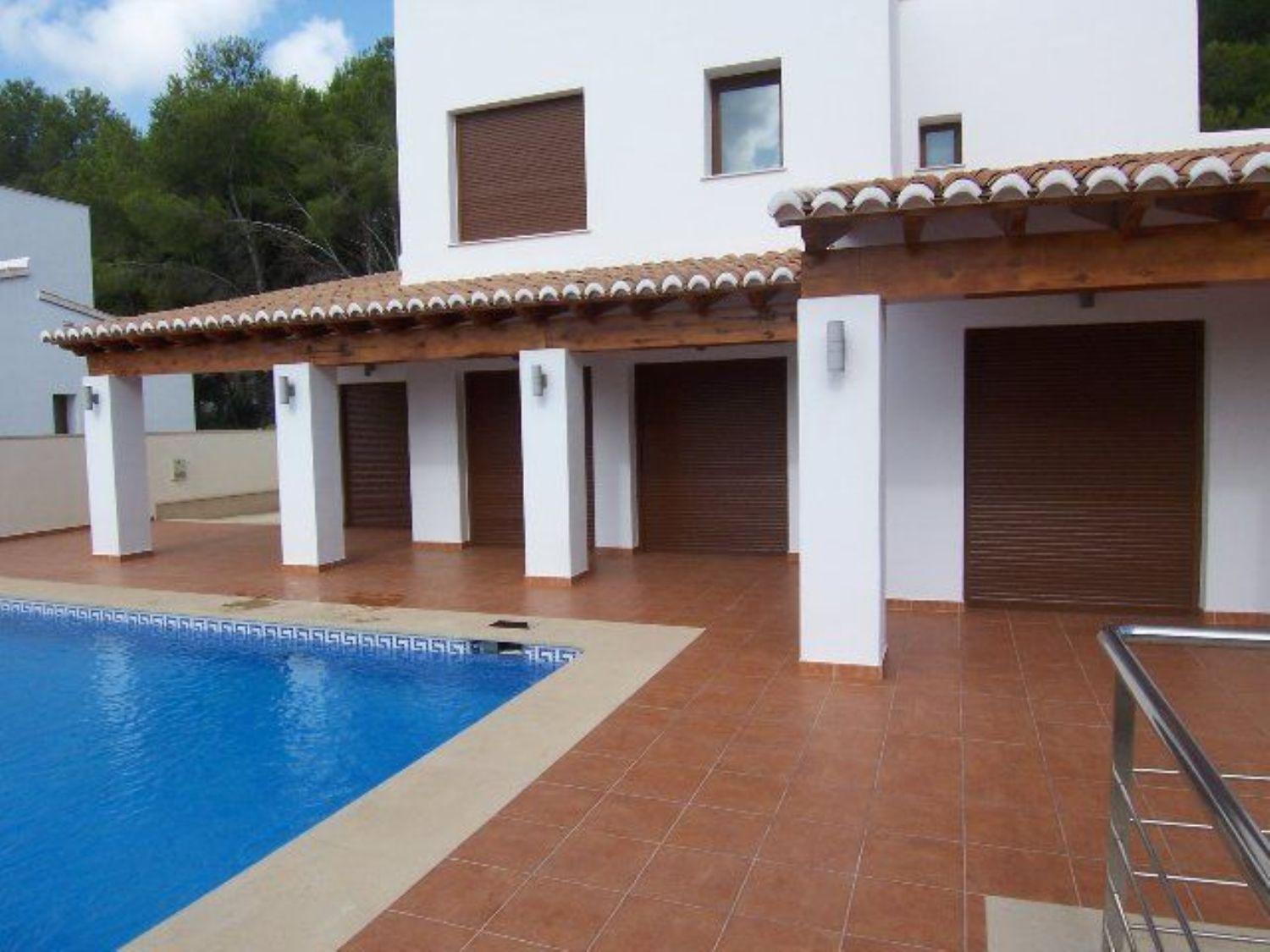 2 Stunning Villas in a Tranquil and Green Area. — photo 2