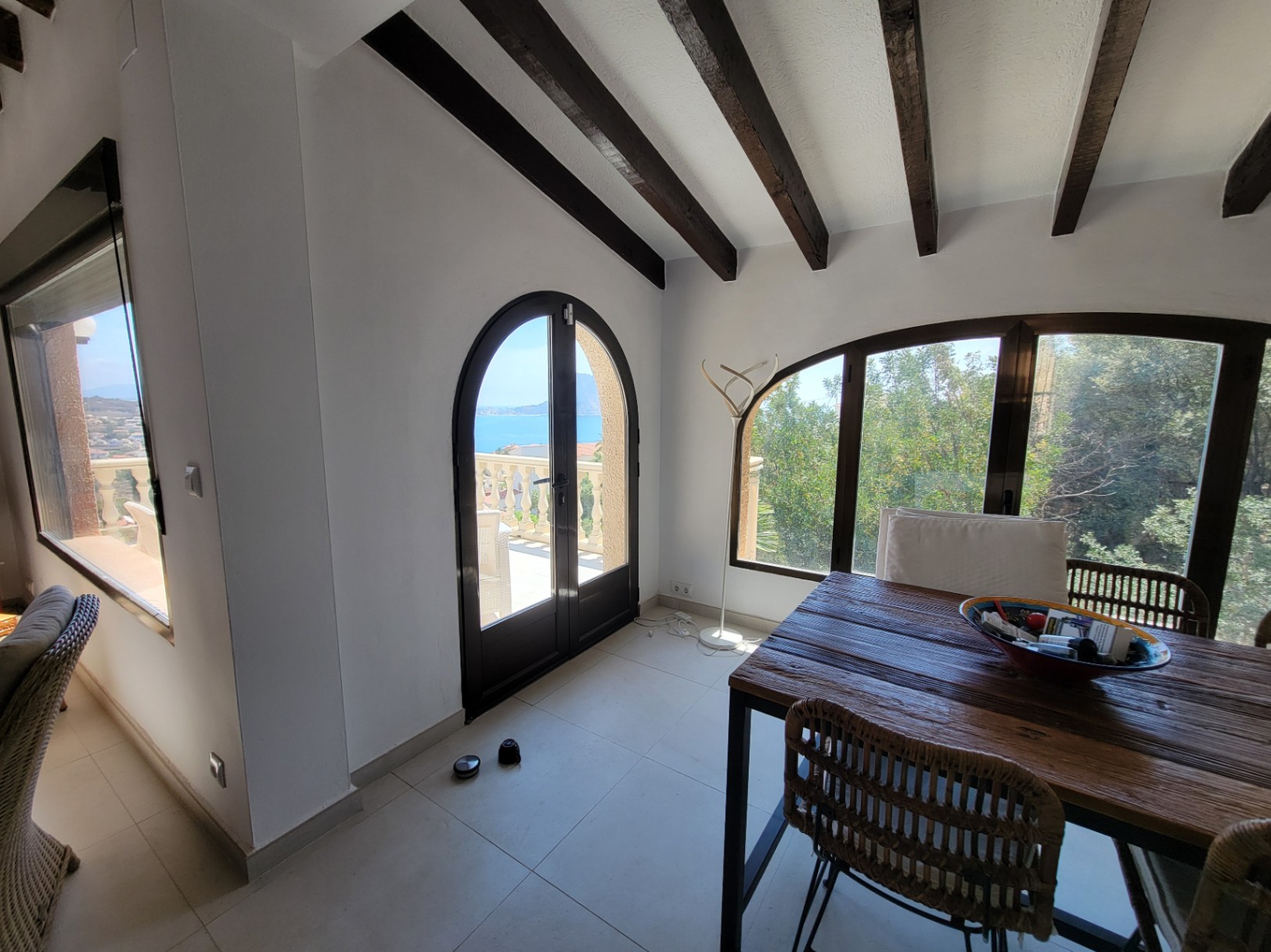VILLA IN MARYVILLA WITH SPECTACULAR VIEWS — photo 27