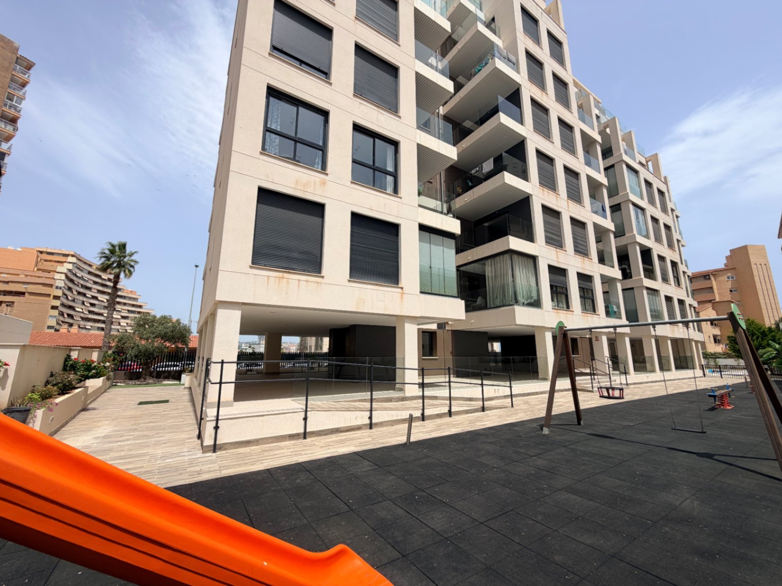 Modern 2-bedroom apartment with sea views in the Calpe Beach building — photo 34