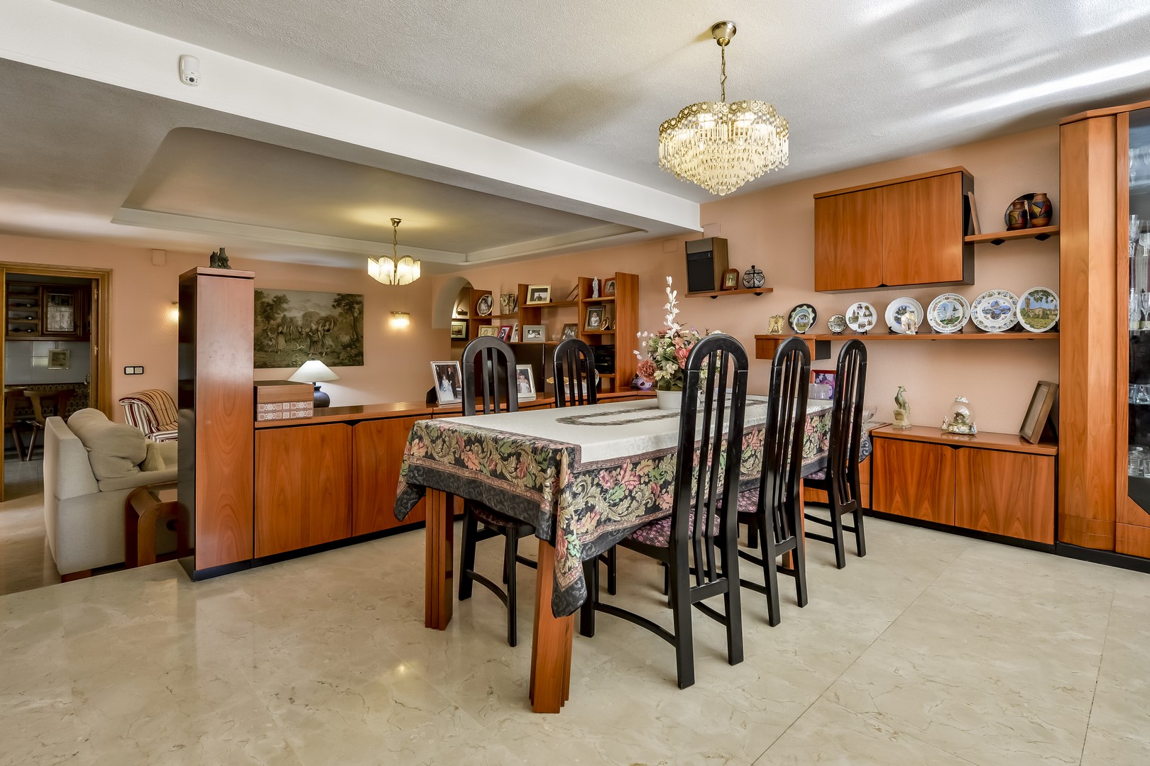 AMPLIA CASA EN BENIDORM — foto 13
