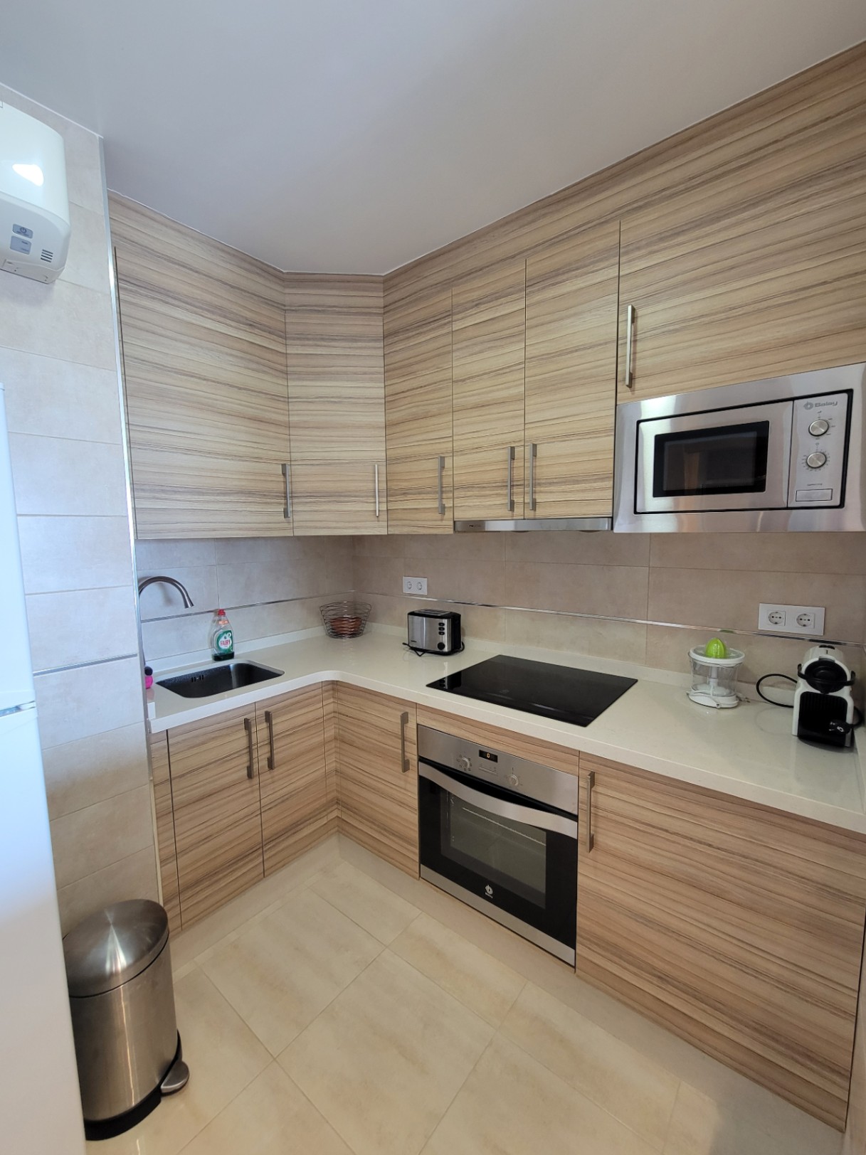 APARTMENT CLOSE TO ALL SERVICES AND THE BEACH — photo 8