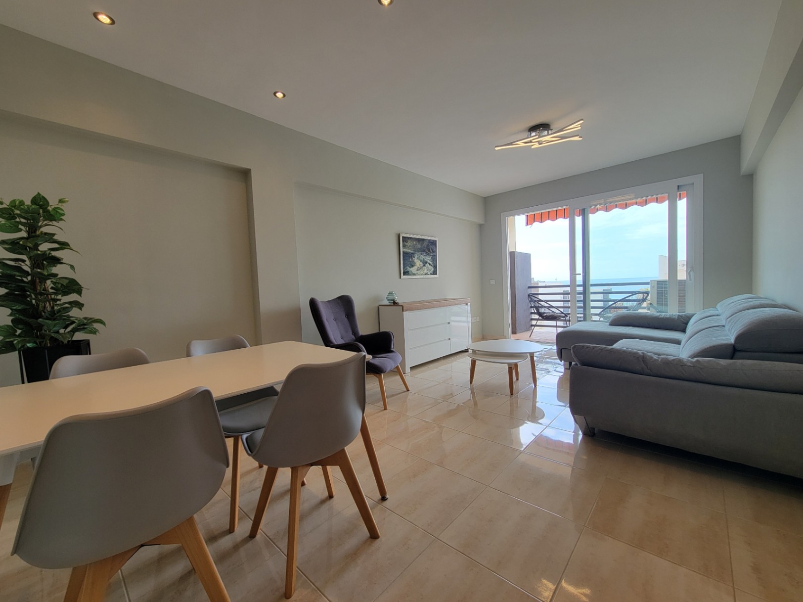 APARTMENT CLOSE TO ALL SERVICES AND THE BEACH — photo 5