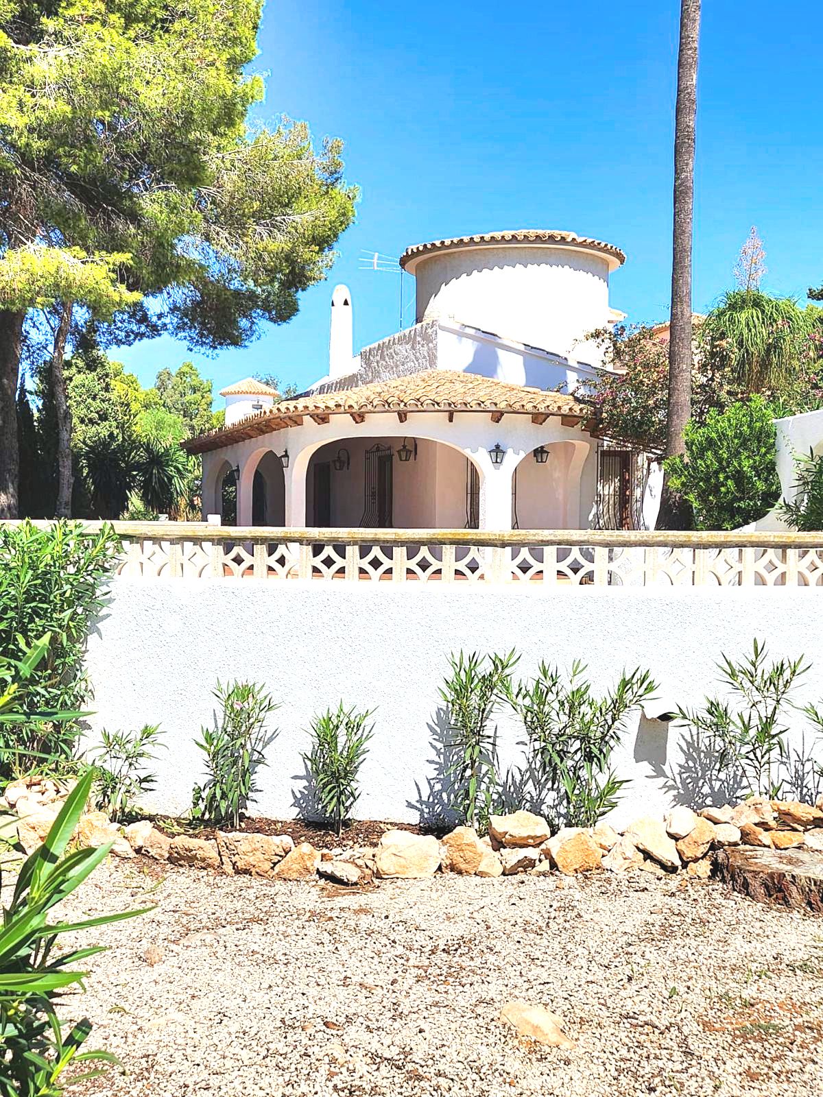 In the Los Pinos area If you identify with Mediterranean style...This is your home!! — photo 28