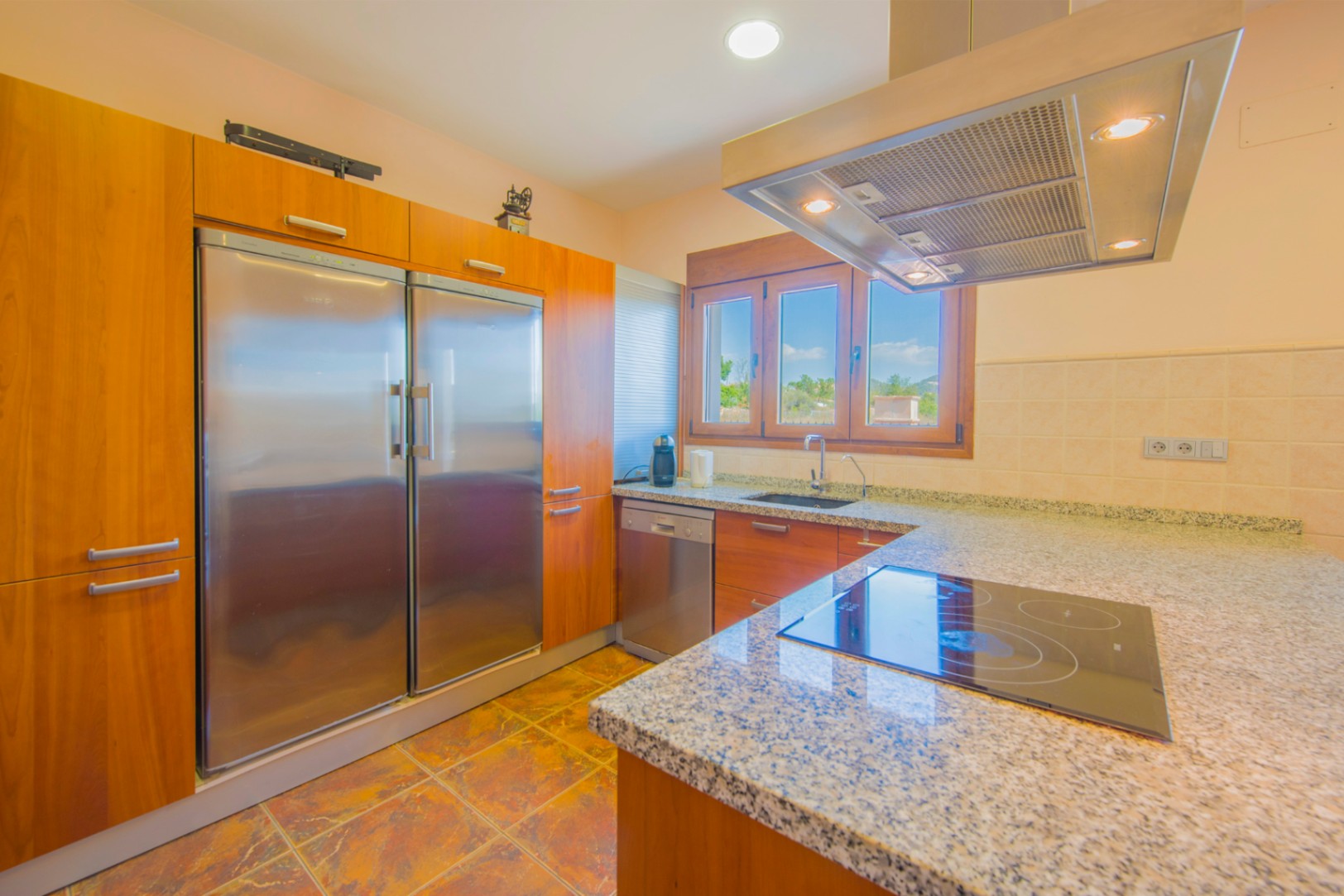 Exceptional villa for sale in Calpe offers the perfect balance between comfort and style. — photo 14